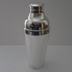 Christofle Gallia Ondulations Cocktail Shaker by Luc Lanel C.1935