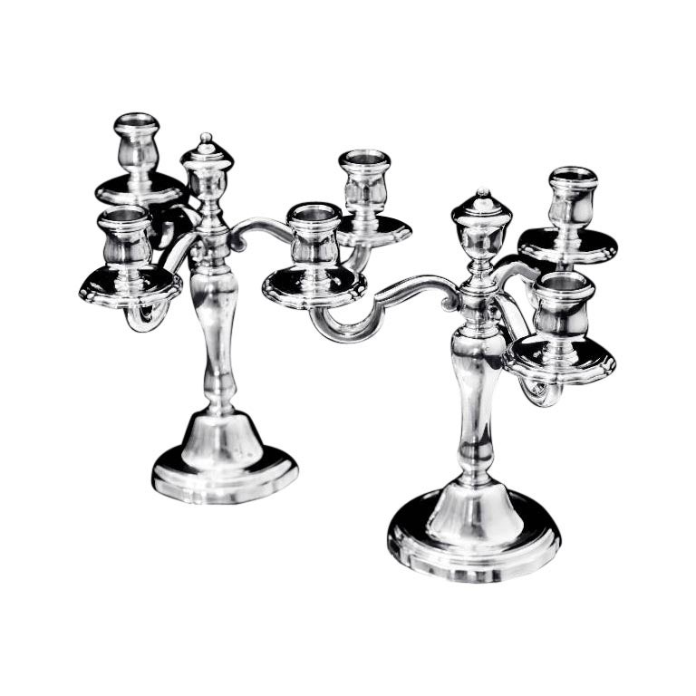 Christofle „Gallia“ – Atemberaubendes Paar versilberter Kandelaber mit 3 Kandelabern – MINT im Angebot