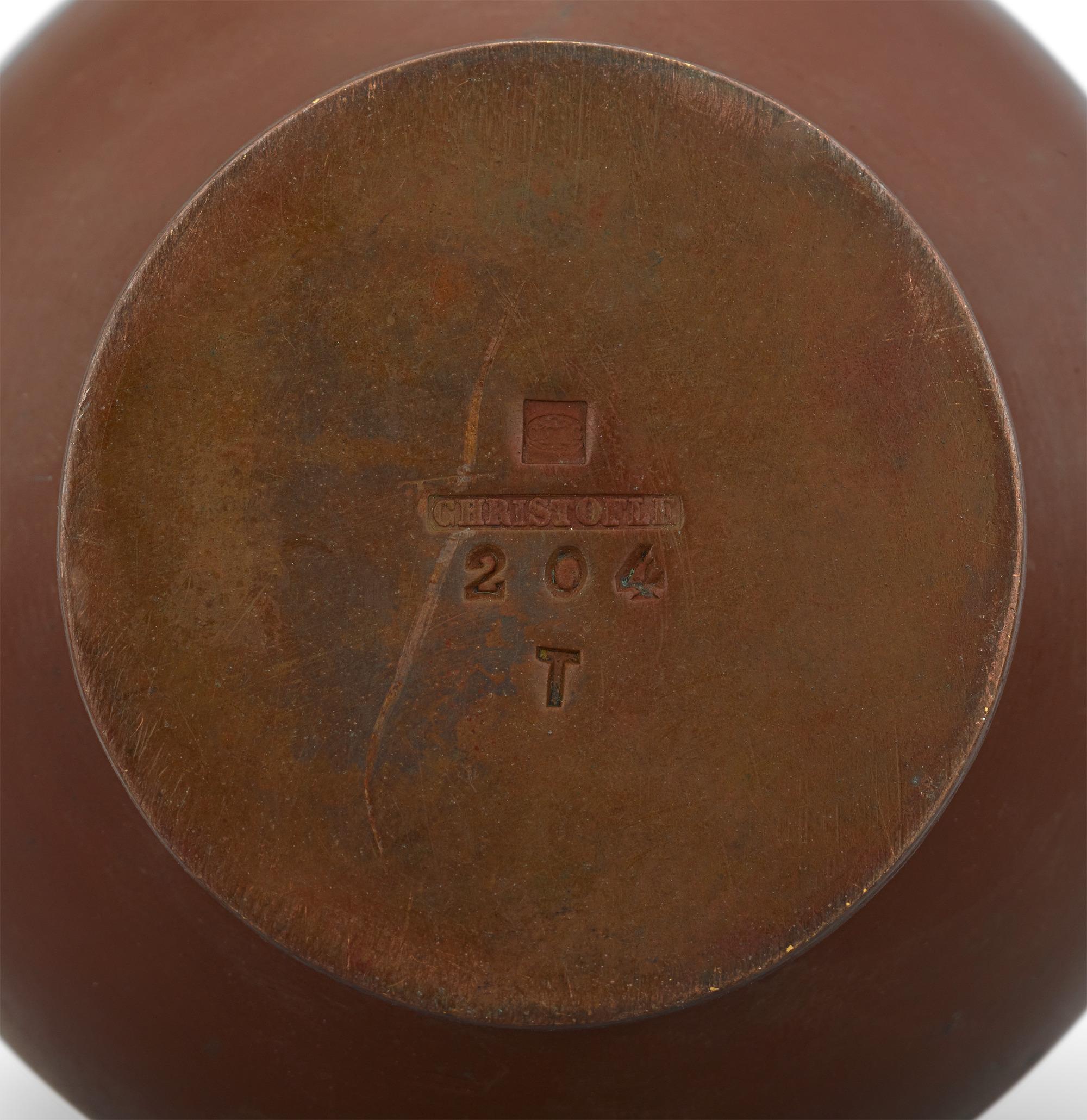 Français Vase en bronze doré Christofle en vente