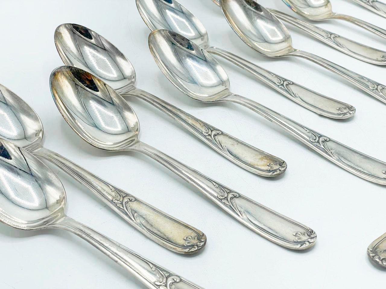 Christofle Made in Argentina, Flatware art nouveau in Silverplated For Sale 3