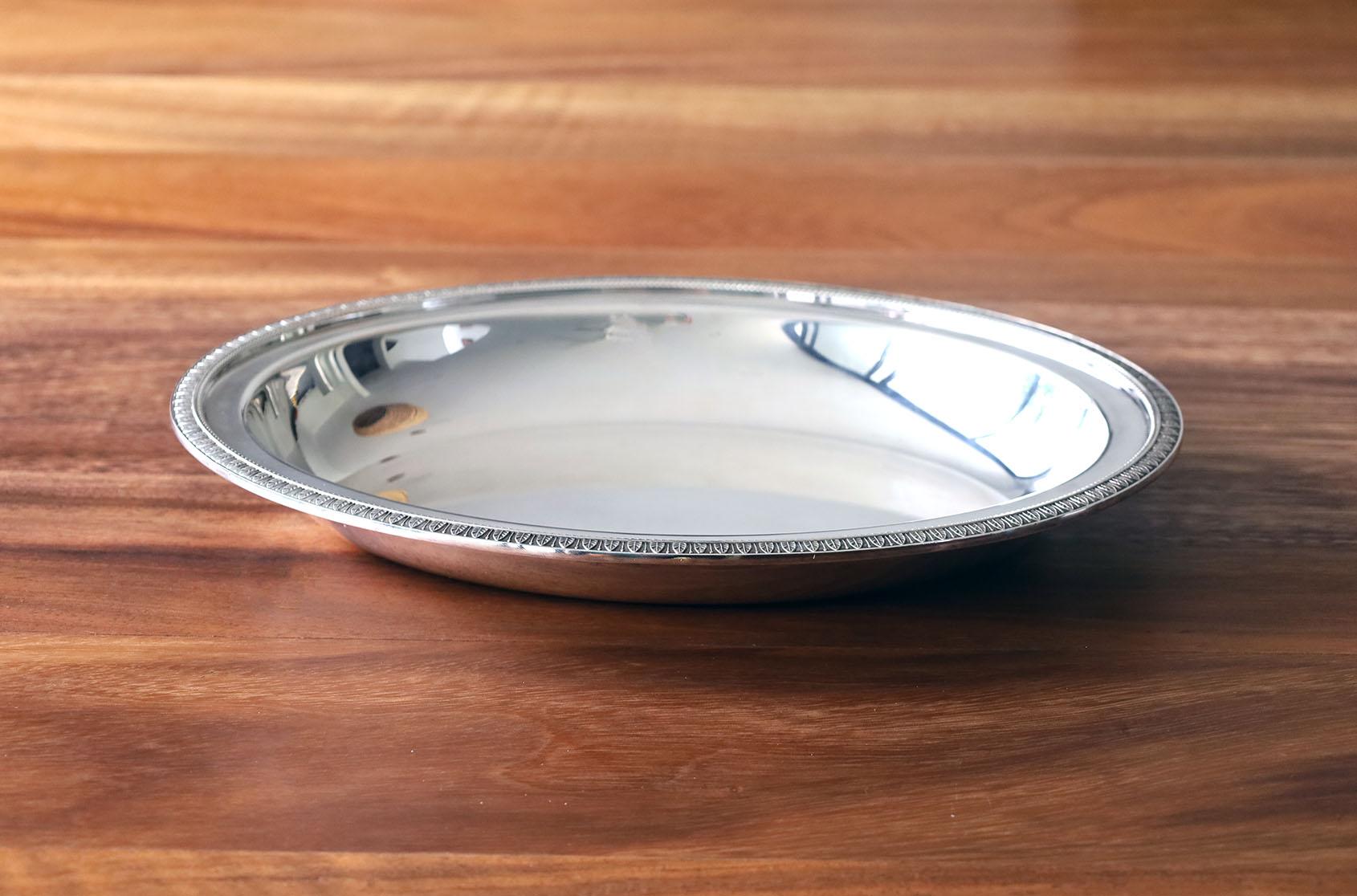 Ovale versilberte Christofle-Platte „Malmaison“ (Französisch)