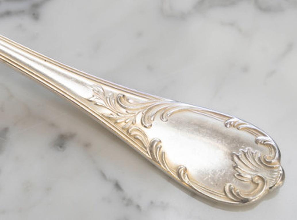 Français Service de couverts 