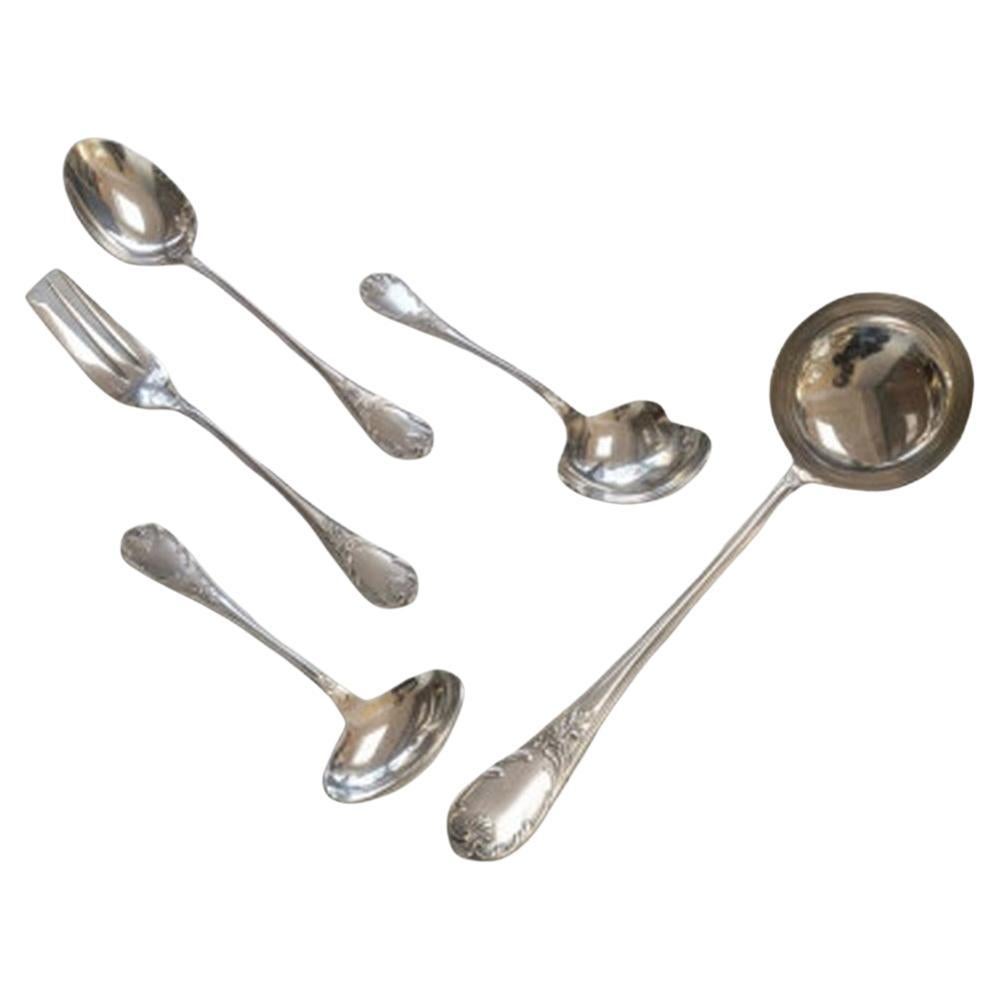 Service de couverts "MARLY" de CHRISTOFLE - 113 pièces, plaqué argent, dans son coffret