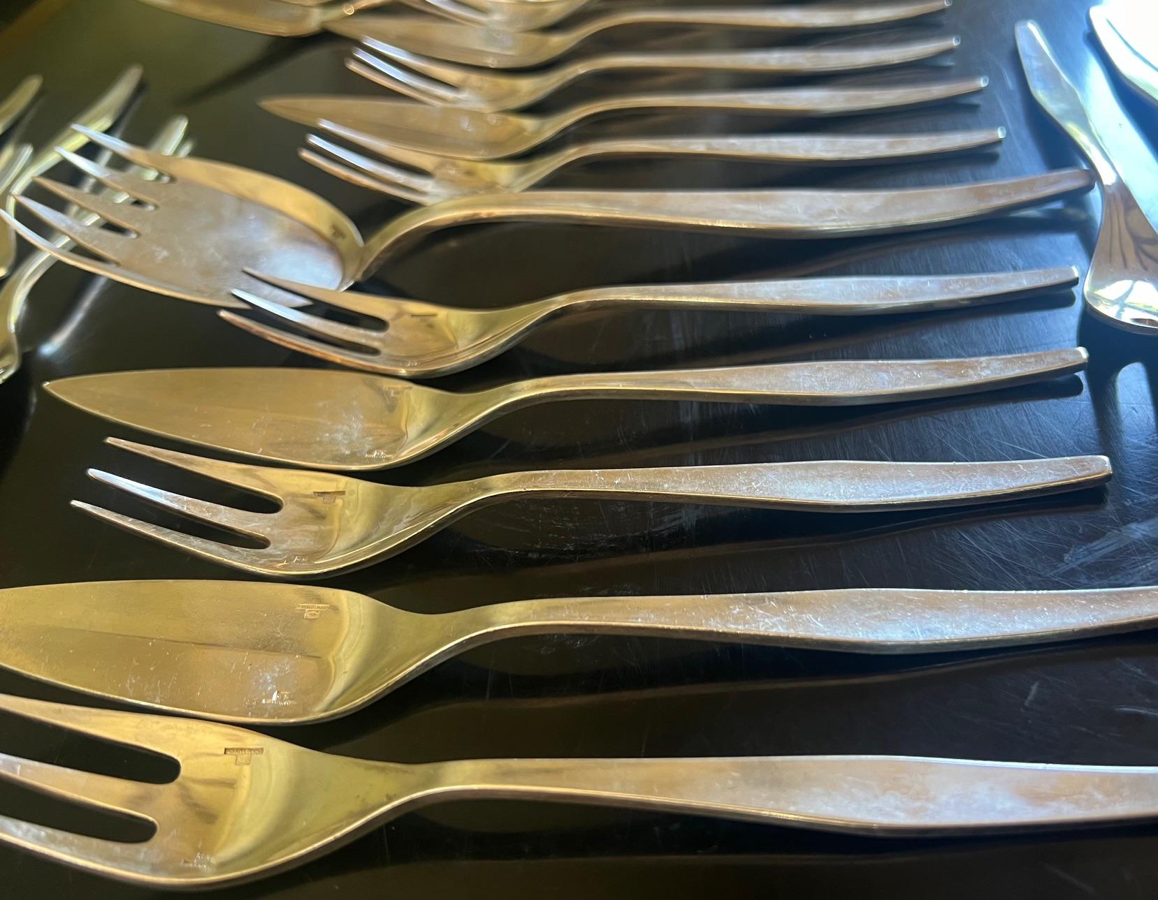Molded Christofle Mid Century Fish Service Flatware Set & Serving Fork, Set of 22 For Sale