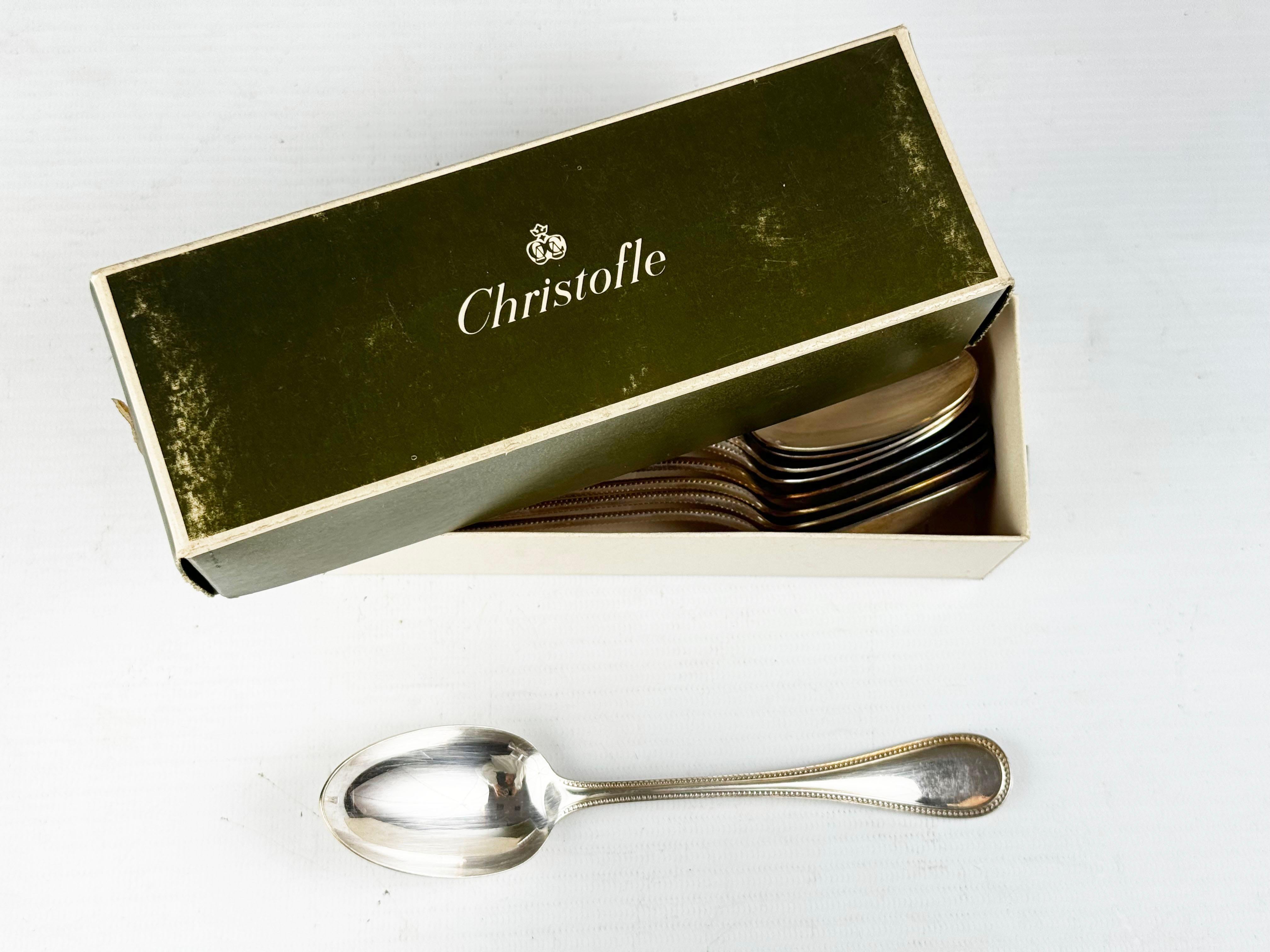 Christofle Model Perles Set de couverts 100 pièces, Imperial, en argenté en vente 3