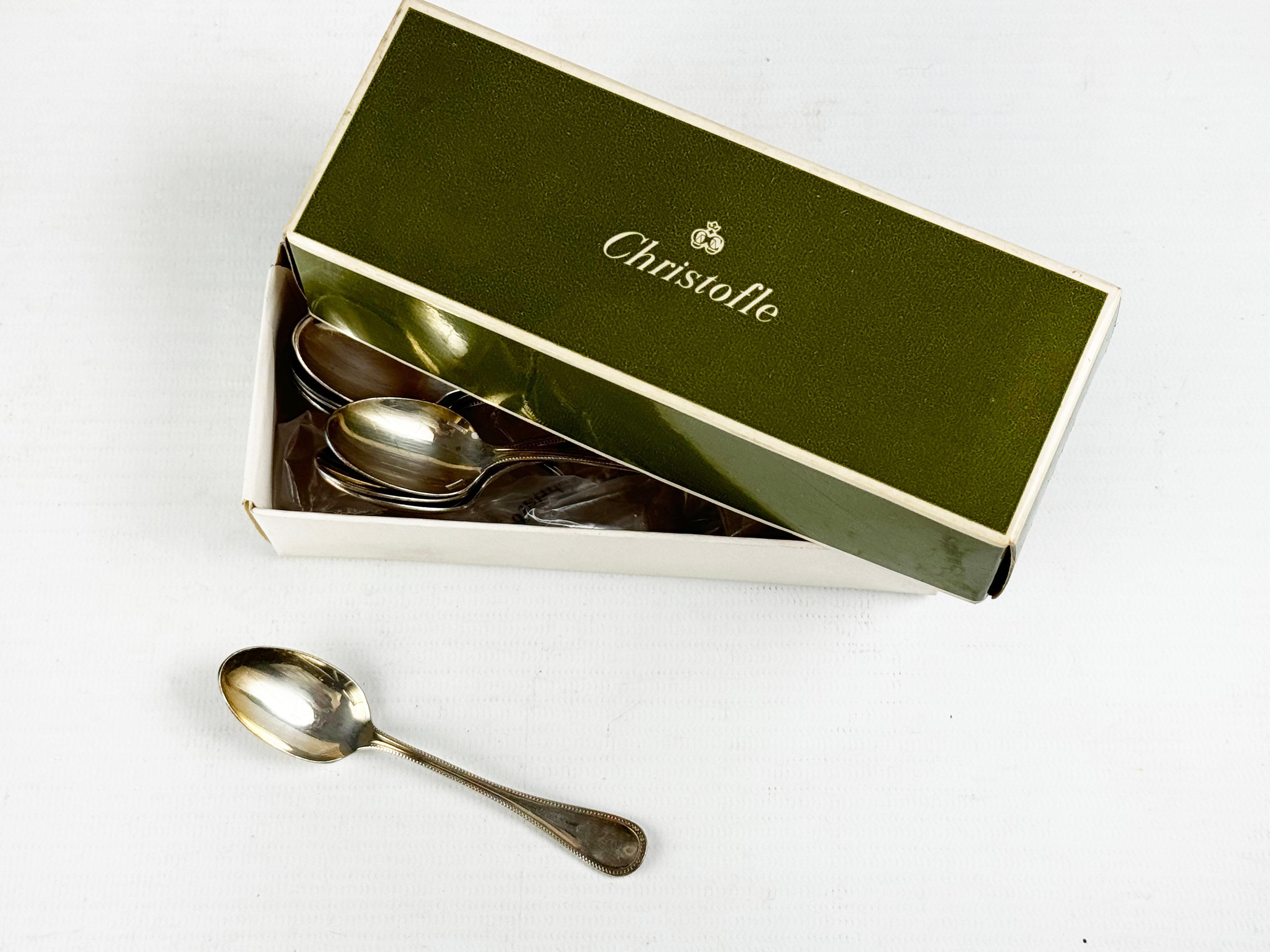 Mid-Century Modern Christofle Model Perles Set de couverts 100 pièces, Imperial, en argenté en vente
