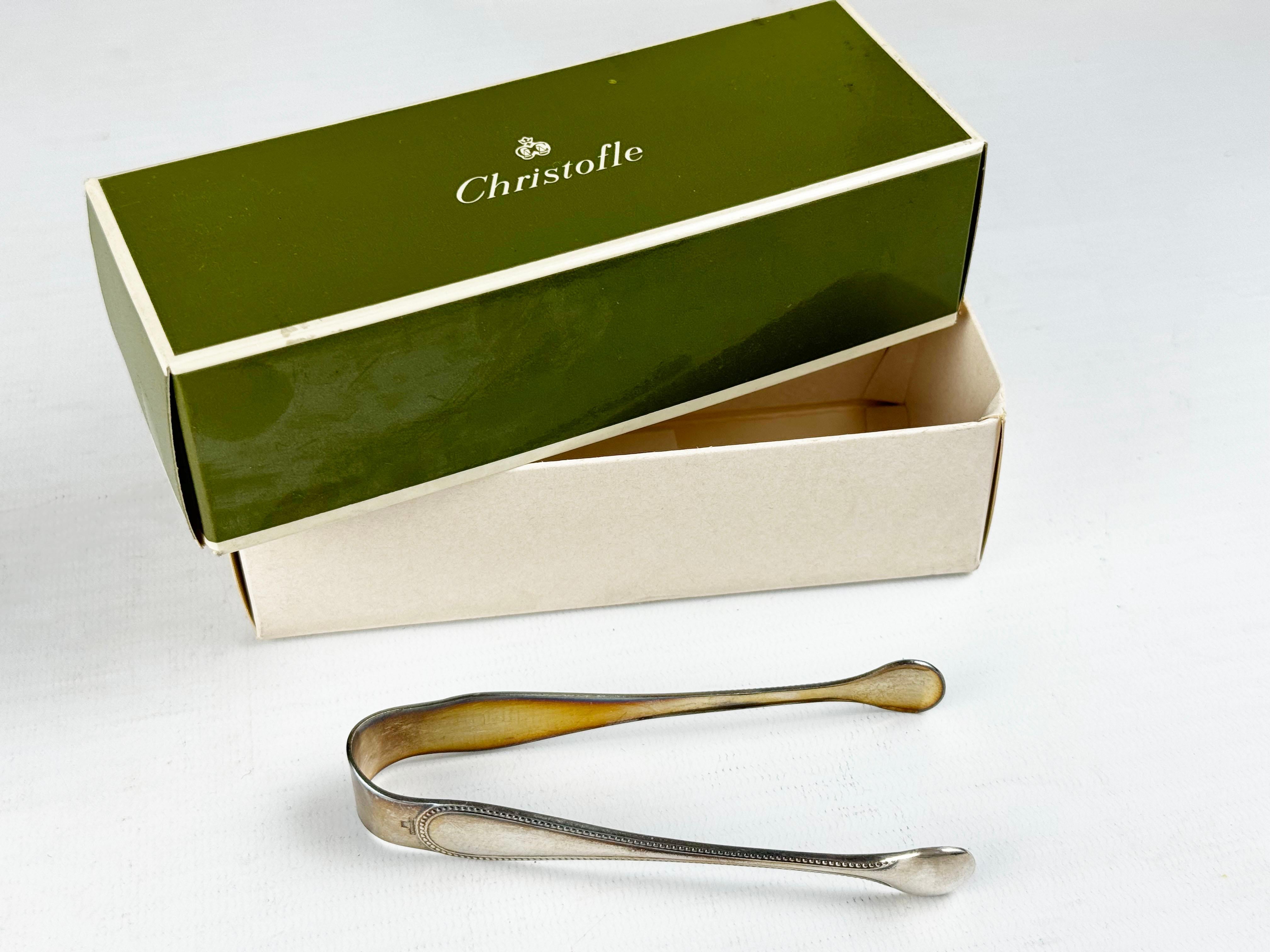 Christofle Model Perles Set de couverts 100 pièces, Imperial, en argenté Bon état - En vente à Autonomous City Buenos Aires, CABA