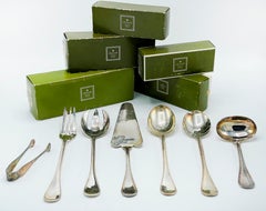 Christofle Model Perles Flatware Set 100 Pieces, Imperial, in Silverplated