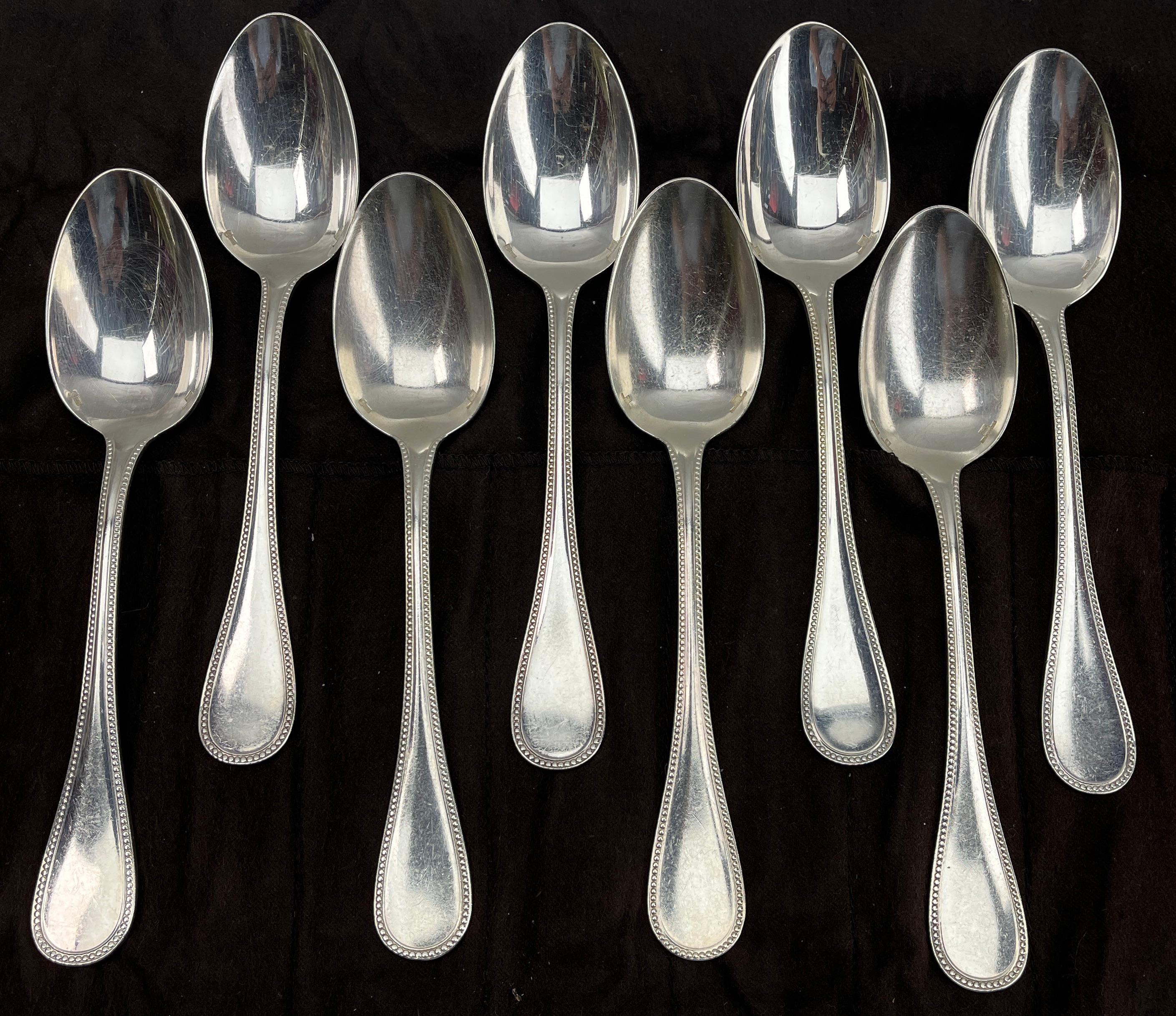 Christofle Model Perles Flatware Set 111 Pieces, Imperial, in Silverplated  In Good Condition For Sale In Verviers, BE