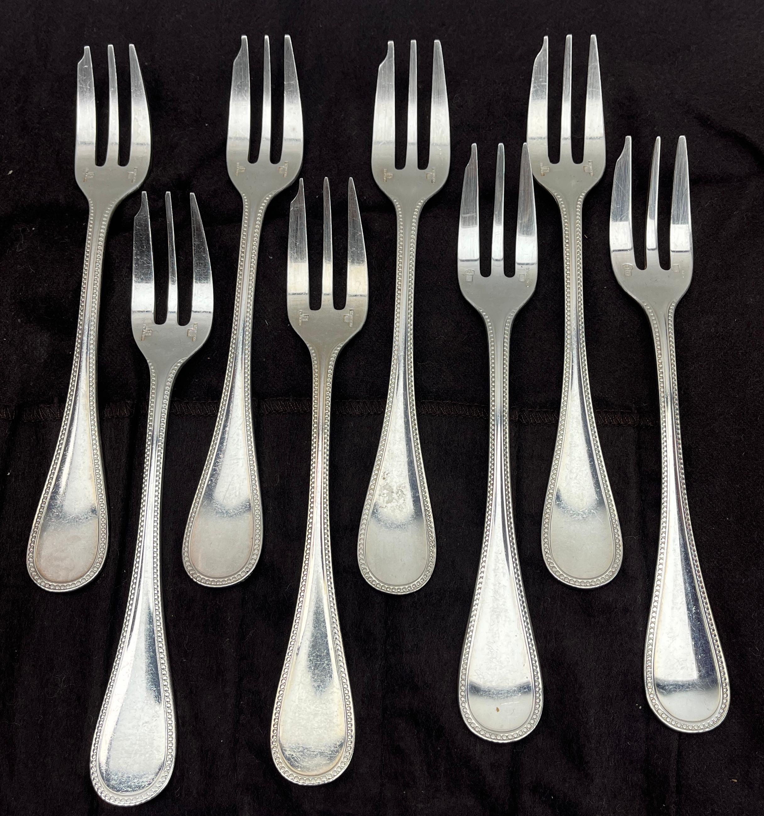 Christofle Model Perles Flatware Set 111 Pieces, Imperial, in Silverplated  For Sale 2