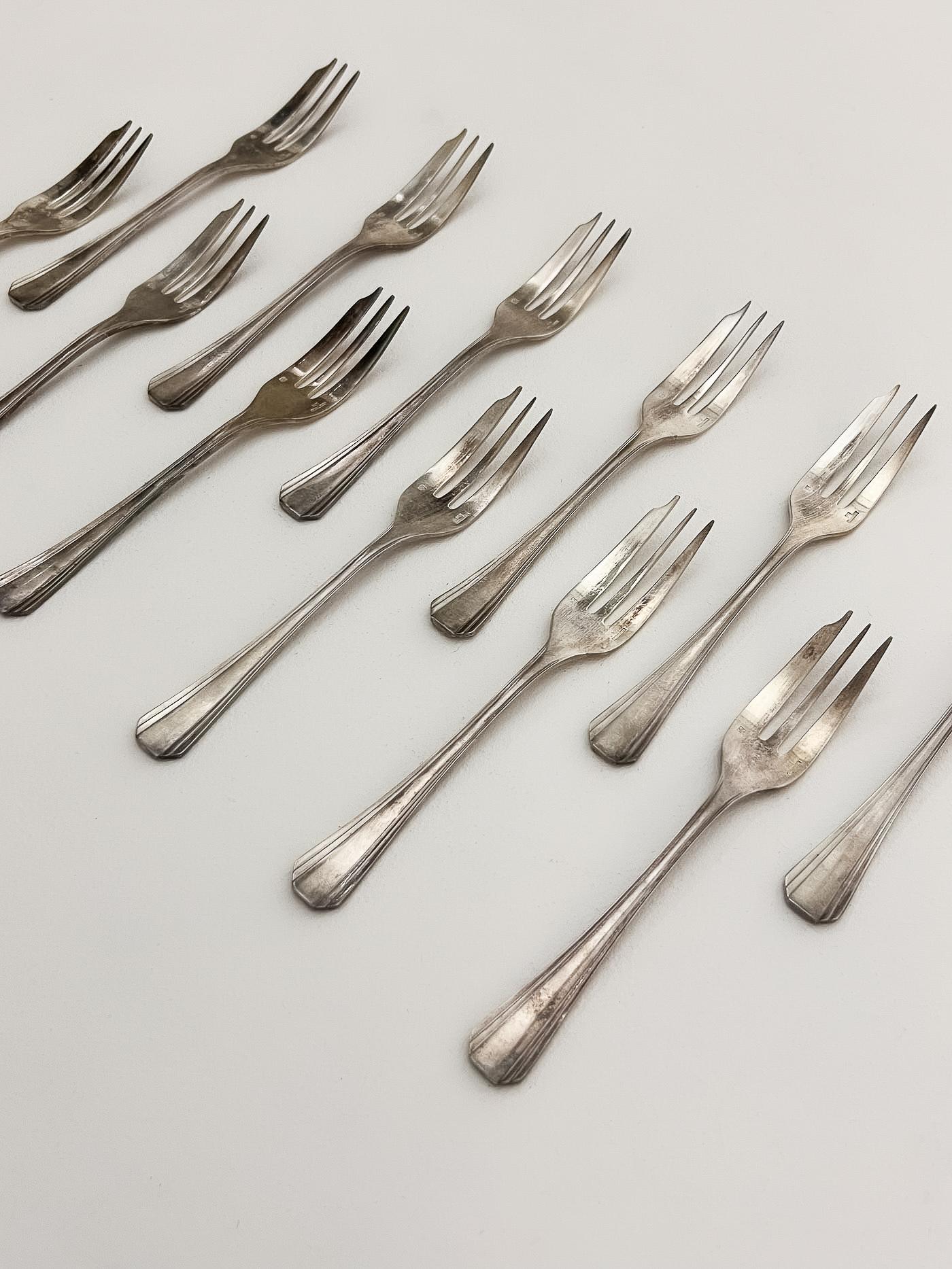 Christofle oyster forks, set of 12 For Sale 1