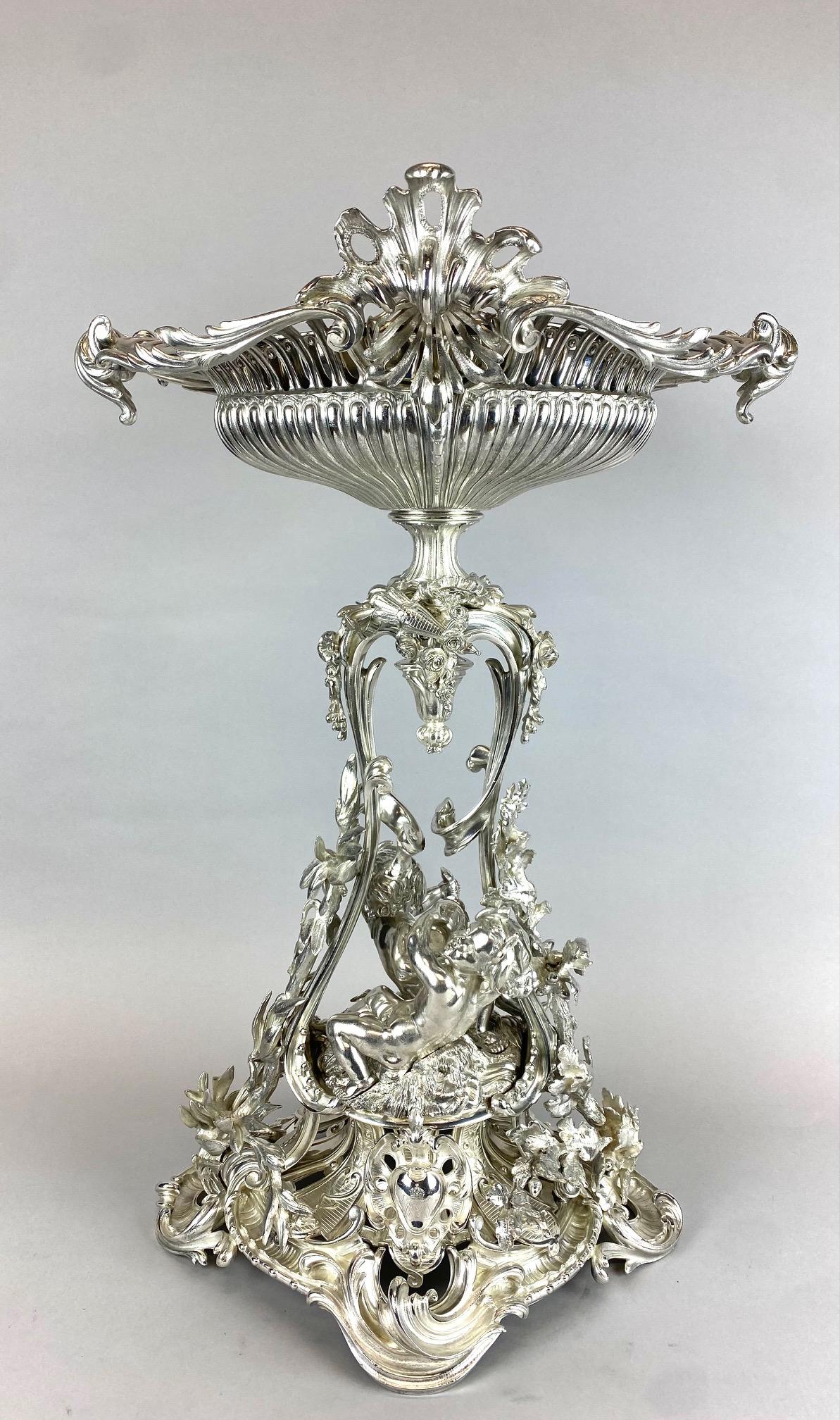 Centrotavola in bronzo argentato Christofle Paris del 19° secolo in vendita 3