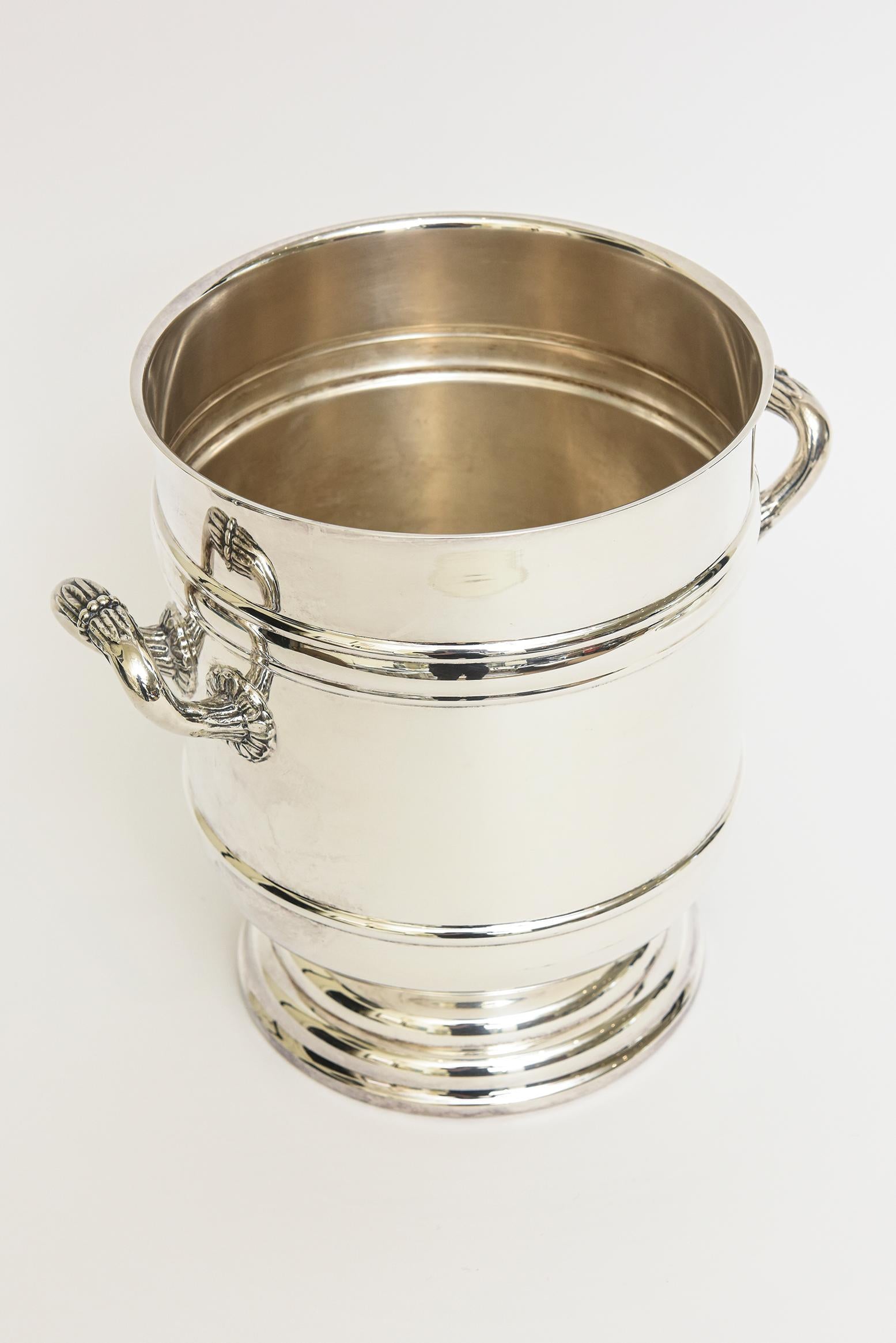 Mid-Century Modern Christofle Vintage Gallia Silver Plate Ice or Champagne Bucket Barware (seau à glace ou à champagne) en vente