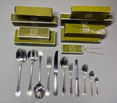 Juego de cubiertos Christofle de 100 piezas, plateados, para 12 comensales, en sus cajas originales