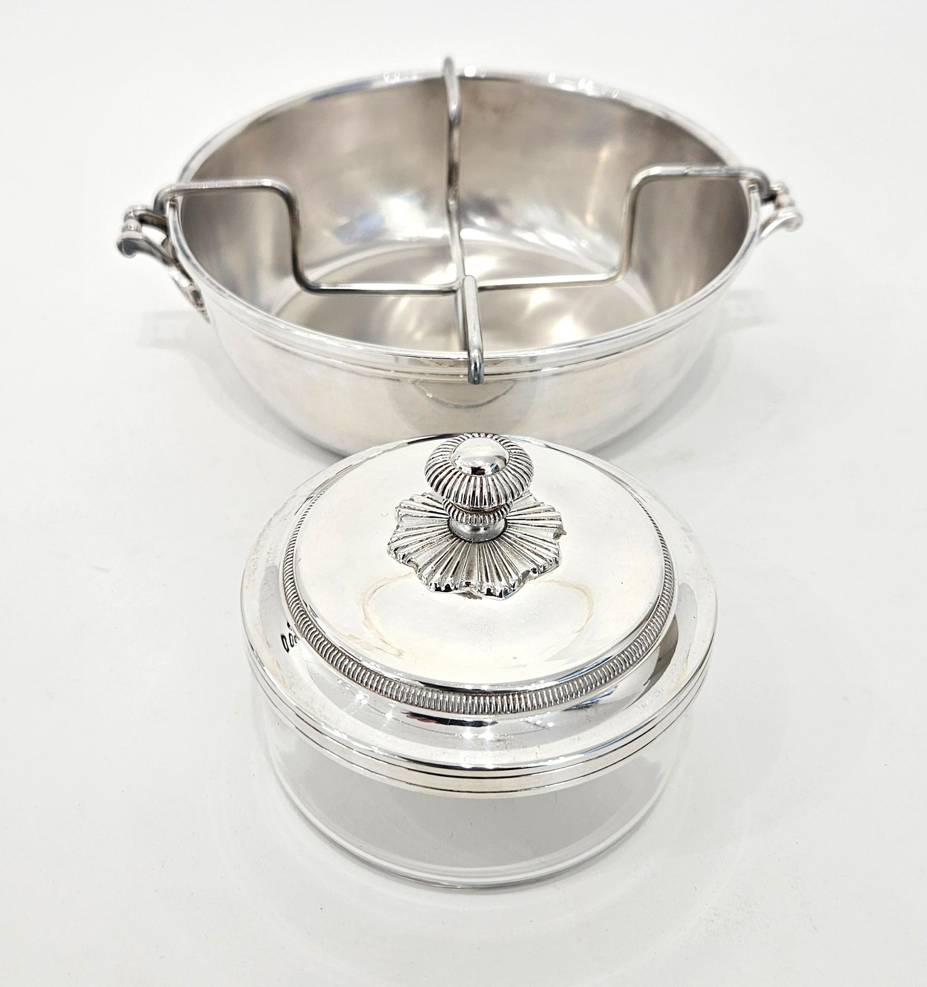 Francese Ciotola per caviale placcata in argento di Christofle con scatola originale, 1980 ca. in vendita