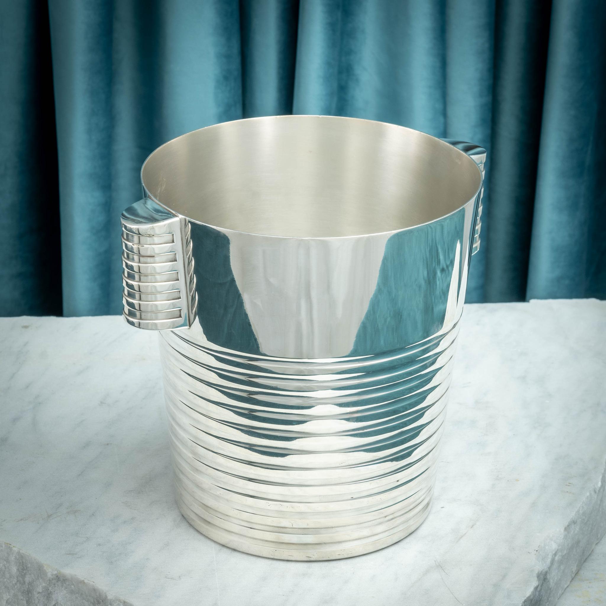 French Christofle Silver Plated Wine Cooler/Champagne Ice Bucket, Circa 1945. For Sale