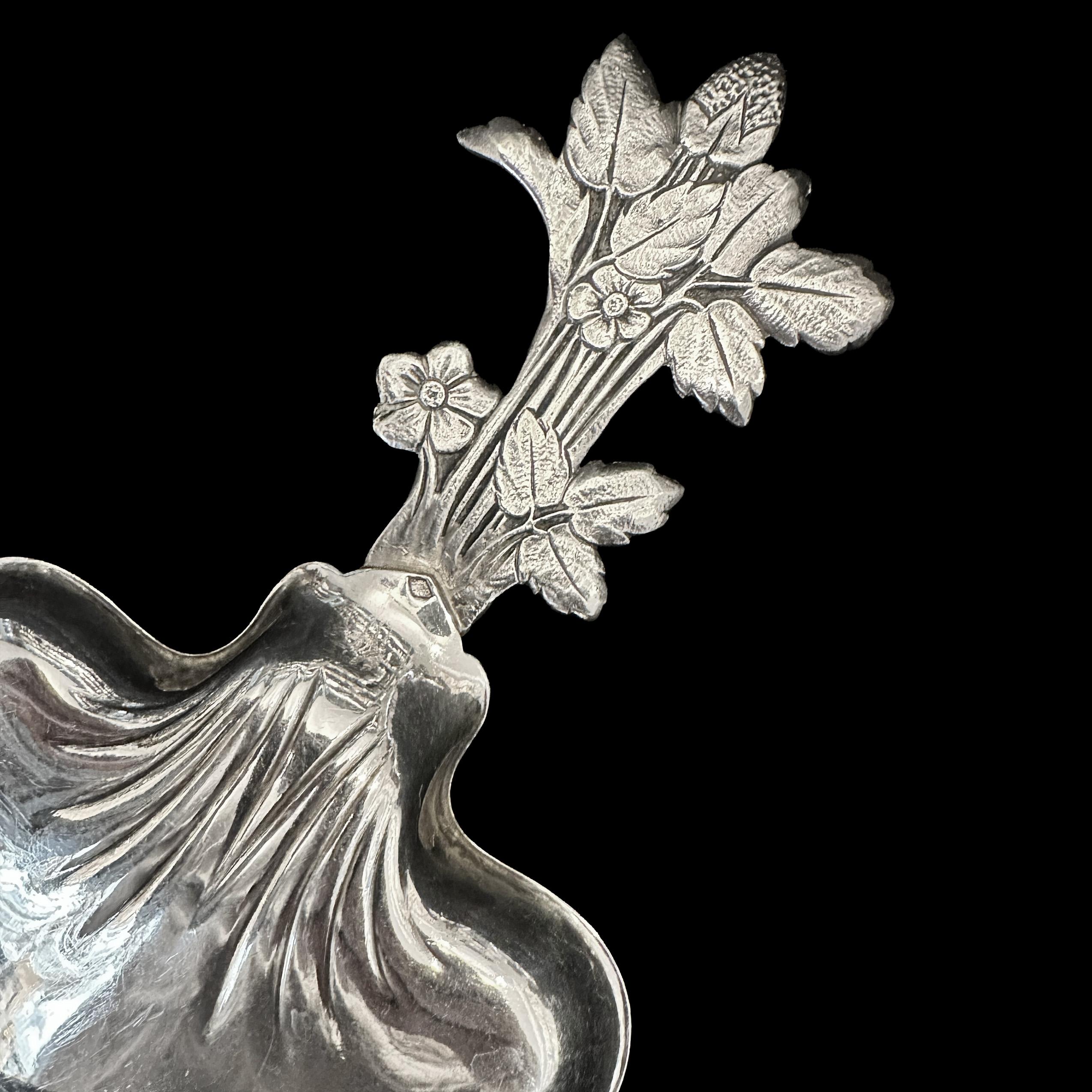 CHRISTOFLE 1880 Marquise PAIVA Sterling strawberry service very rare 14 pieces In Good Condition For Sale In Paris, FR