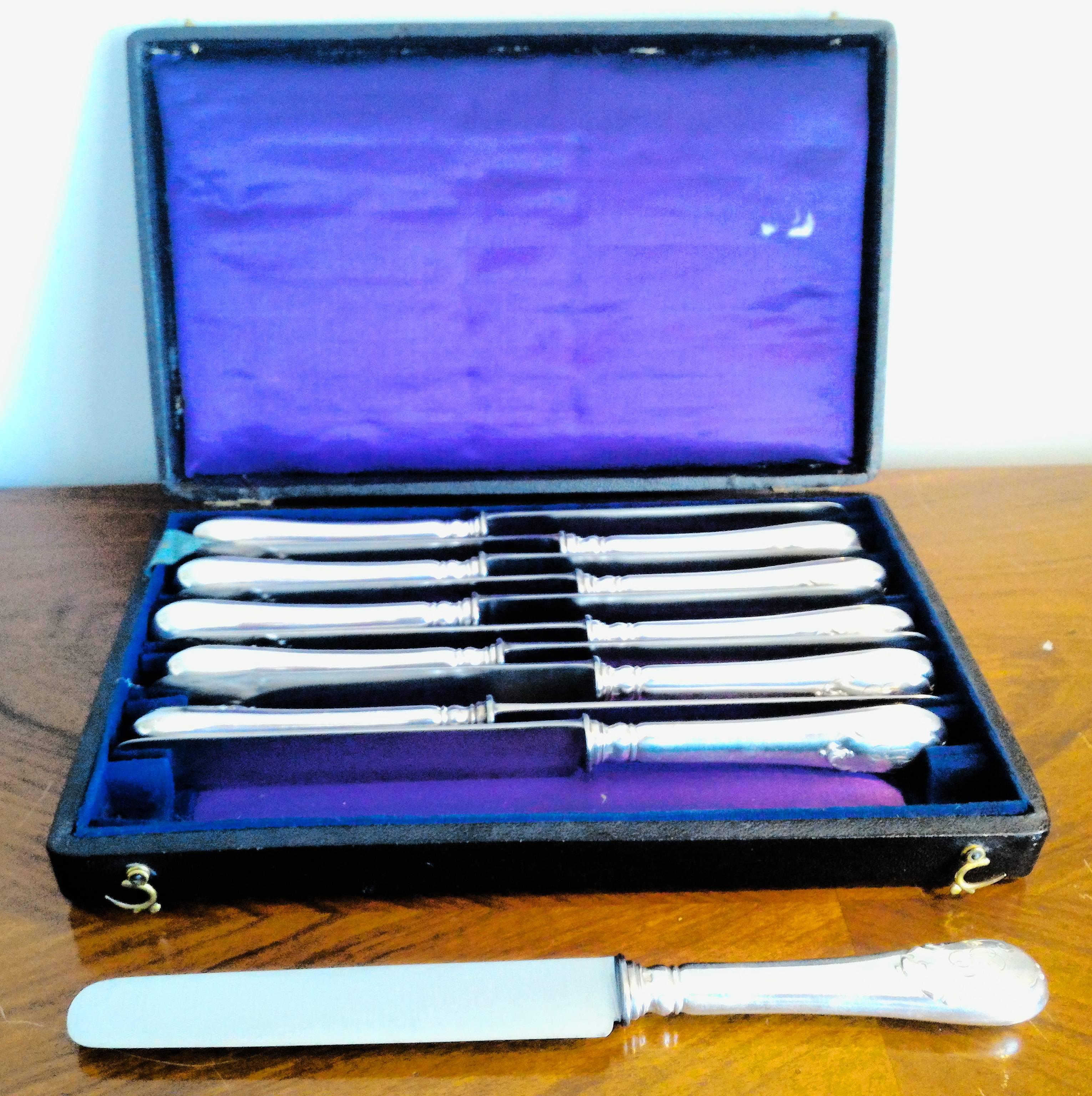 Christofle Napoleon III Silverware Set of Full 45 Pieces, 19th Century, France In Good Condition In Paris, FR