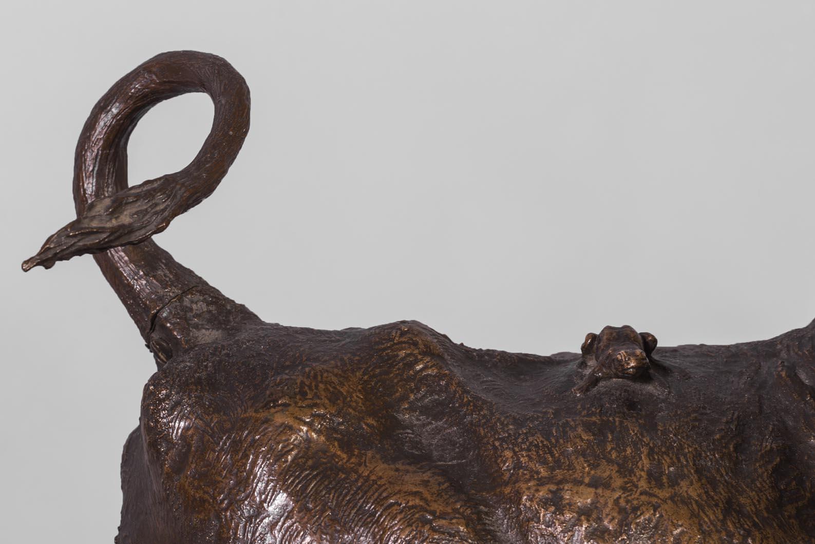 Christophe FRATIN (1801-1864), Taureau à la grenouille (A Bull With a Frog) For Sale 2