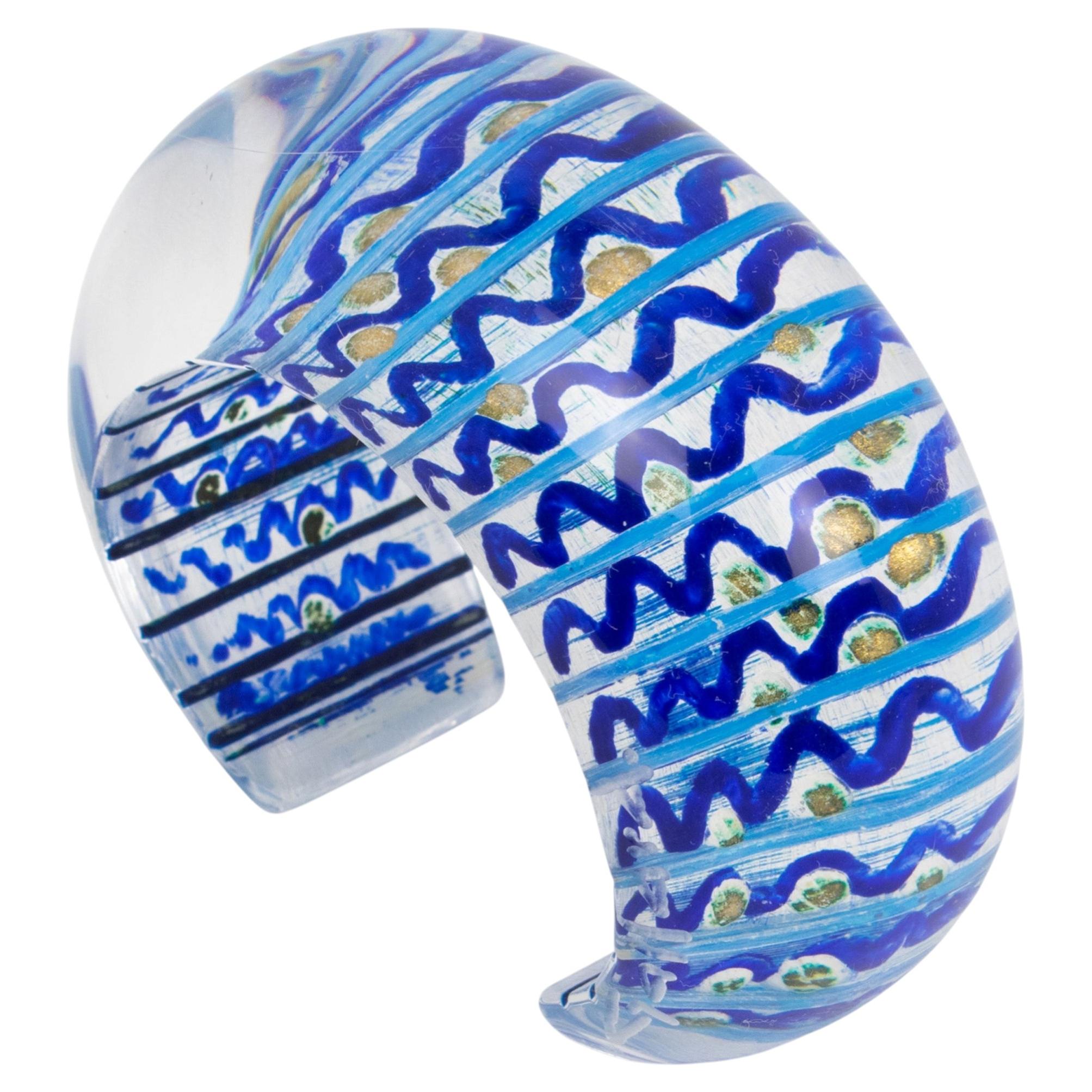 Christophe Gallard Pulsera de lucita maciza con decoración azul y dorada en venta