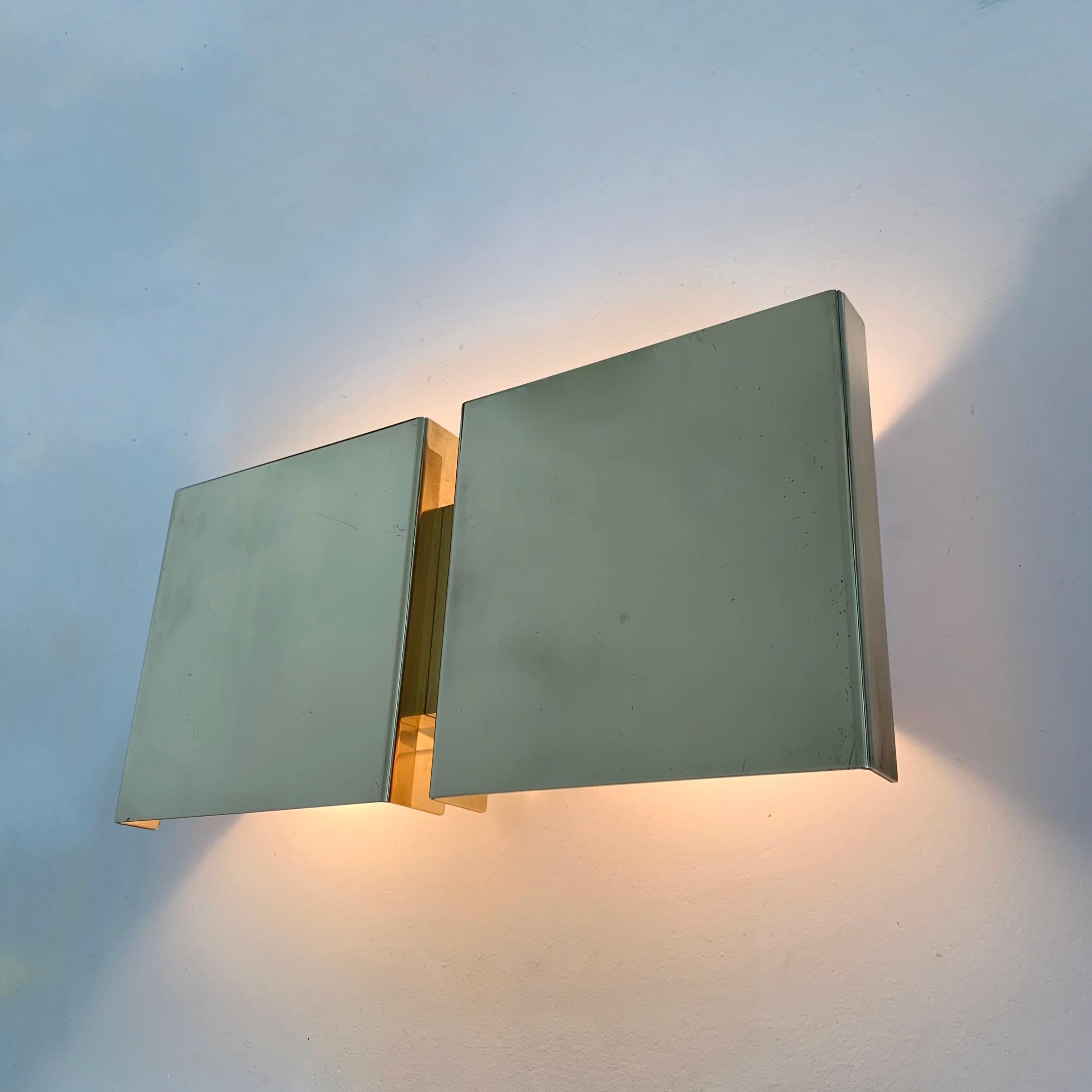 Christophe Gevers Original Vintage GE20 Brass Wall Sconce, circa 1975, Belgium.  In Good Condition For Sale In Brussels, BE