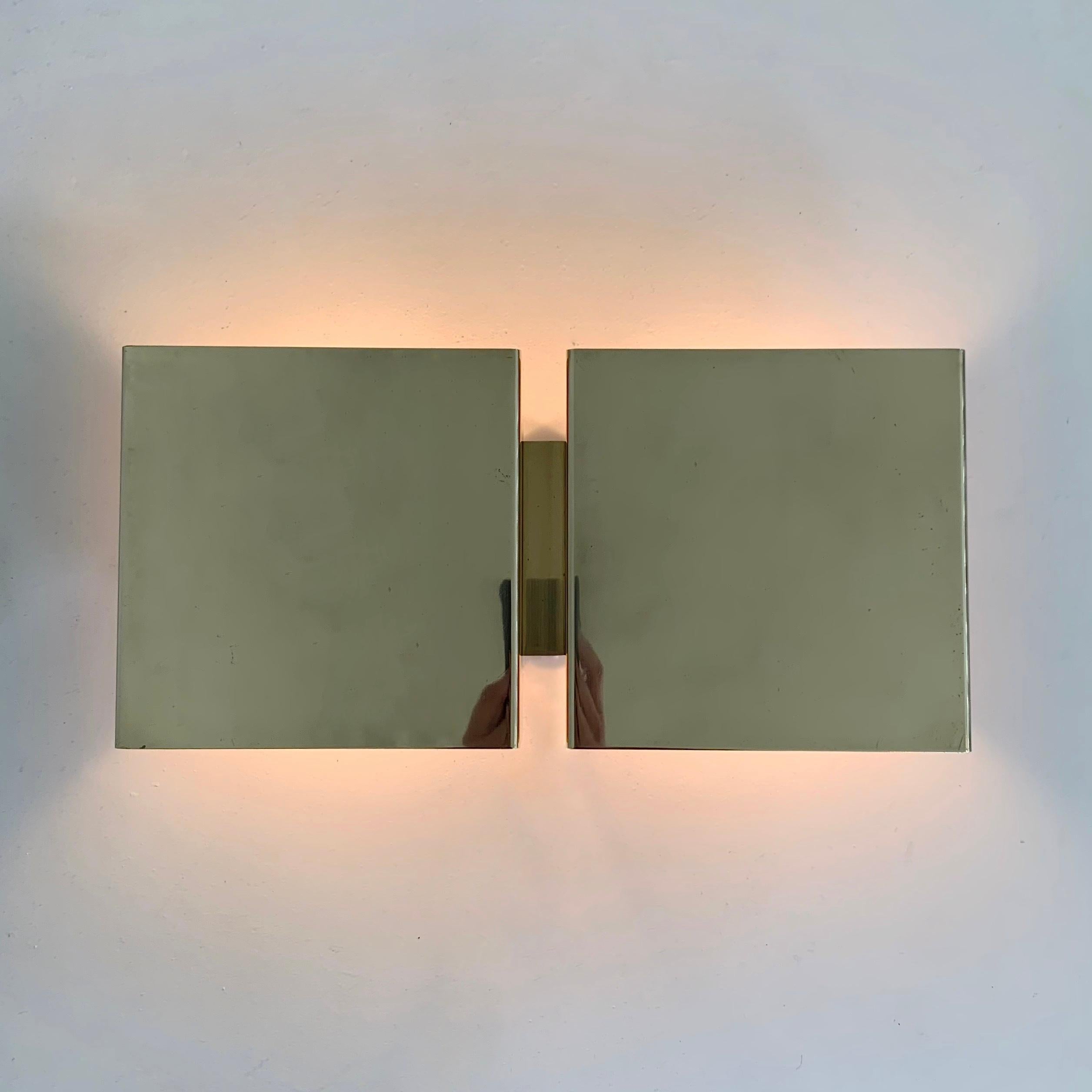 Late 20th Century Christophe Gevers Original Vintage GE20 Brass Wall Sconce, circa 1975, Belgium.  For Sale