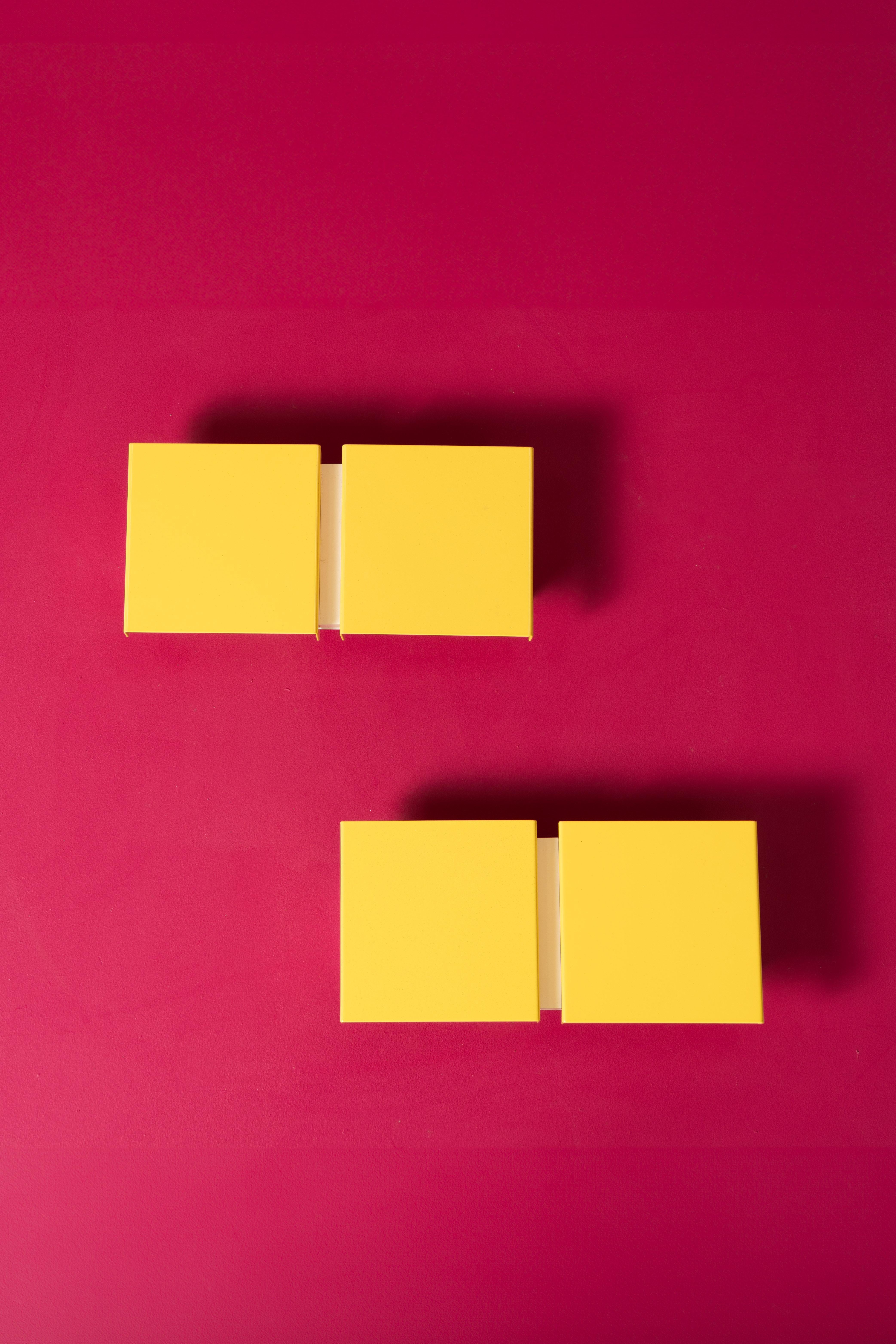 CHRISTOPHE GEVERS PAIR OF Square Wall Lamps en vente