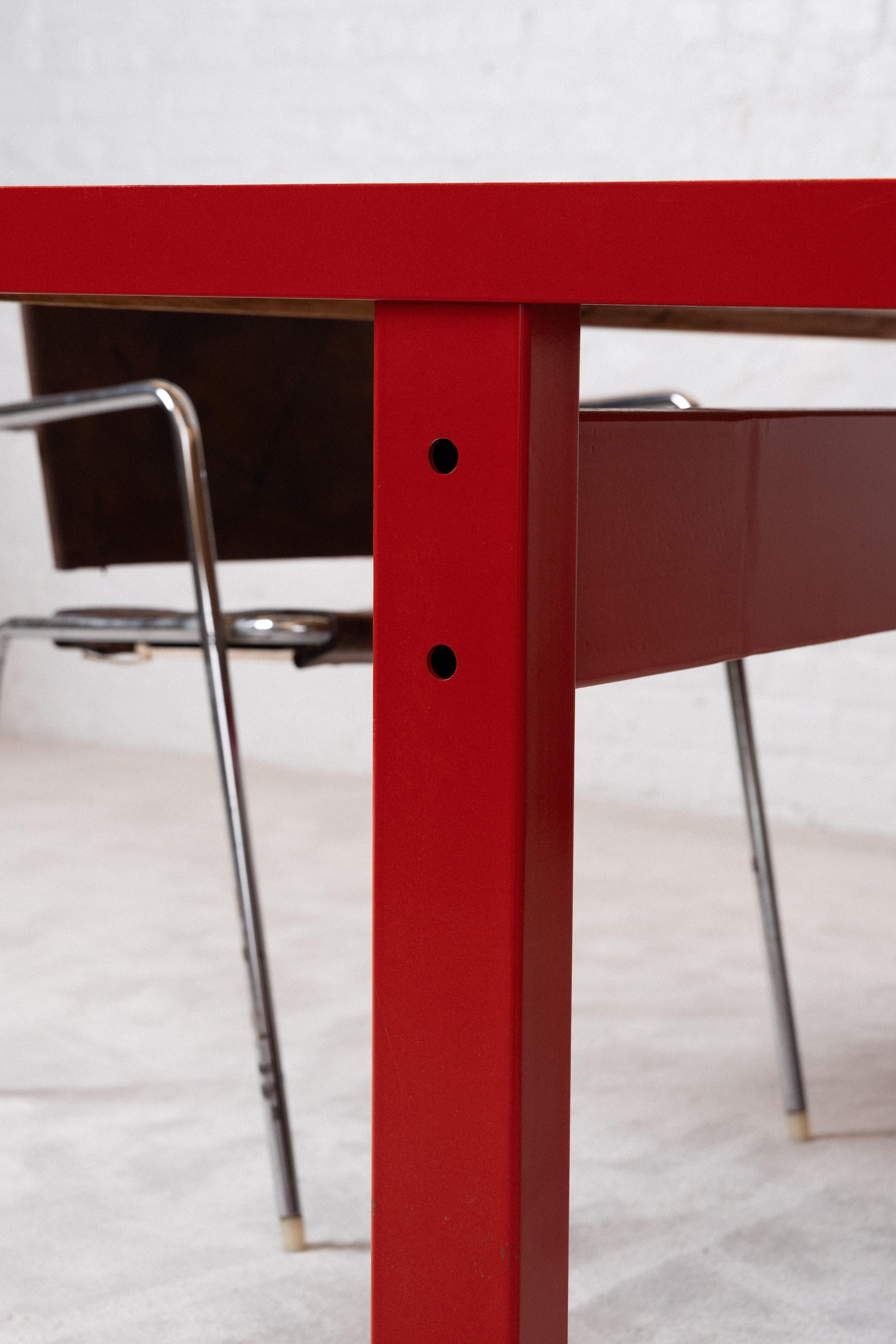 CHRISTOPHE GEVERS Mesa Metal en venta