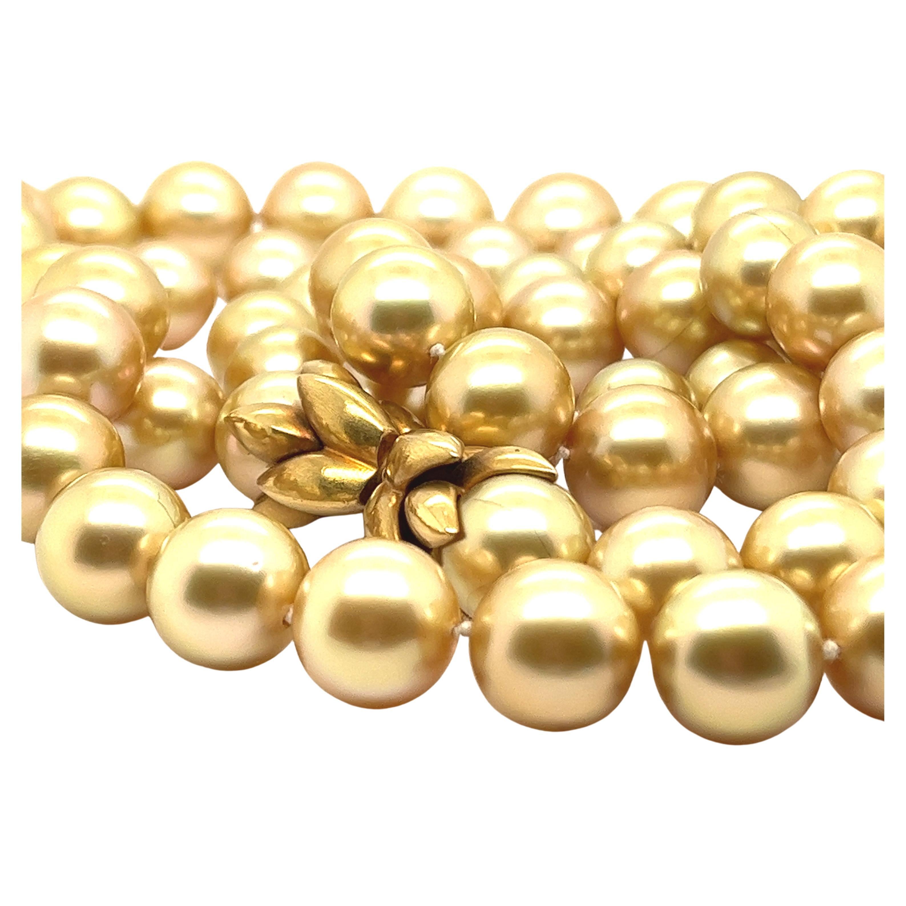 Christophe Graber Collier de perles de culture des mers du Sud avec fermoir en or jaune