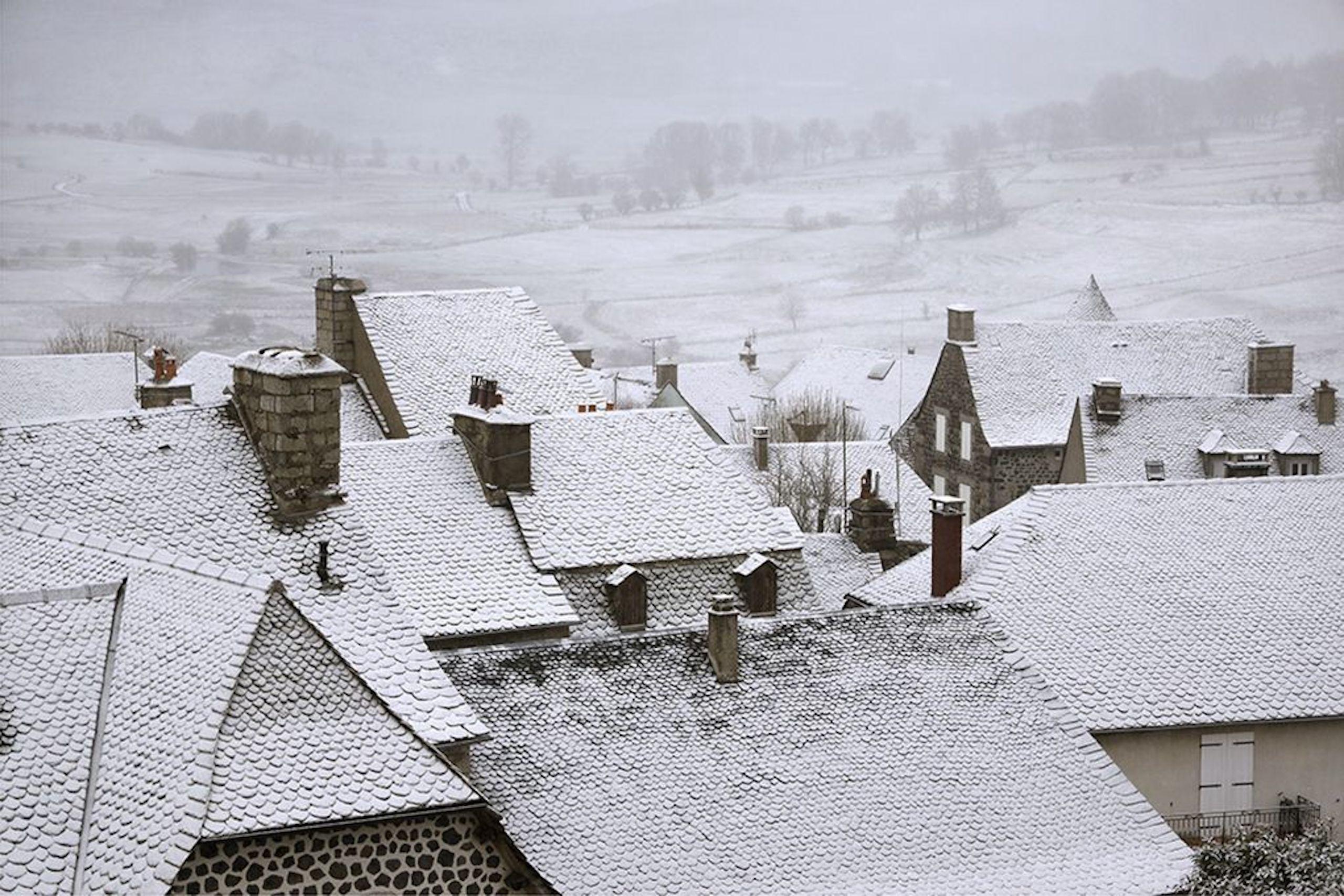 Tiled roof is a limited-edition photograph by contemporary artist Christophe Jacrot. It is a part of the “Blizzard 3” series.
 
This photograph is sold unframed as a print only. It is only available in one dimension.
All prints are signed and