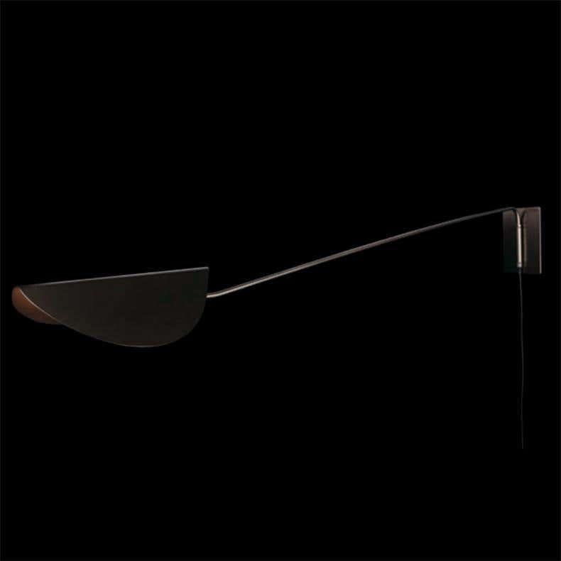 Christophe Pillet Wall Lamp 'Plume' Large by Oluce In New Condition For Sale In Barcelona, Barcelona
