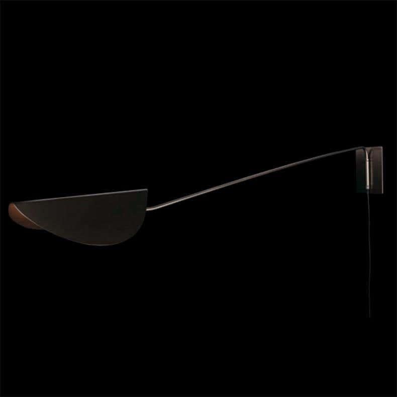 XXI secolo e contemporaneo Lampada da parete Christophe Pillet 'Plume' Grande di Oluce in vendita