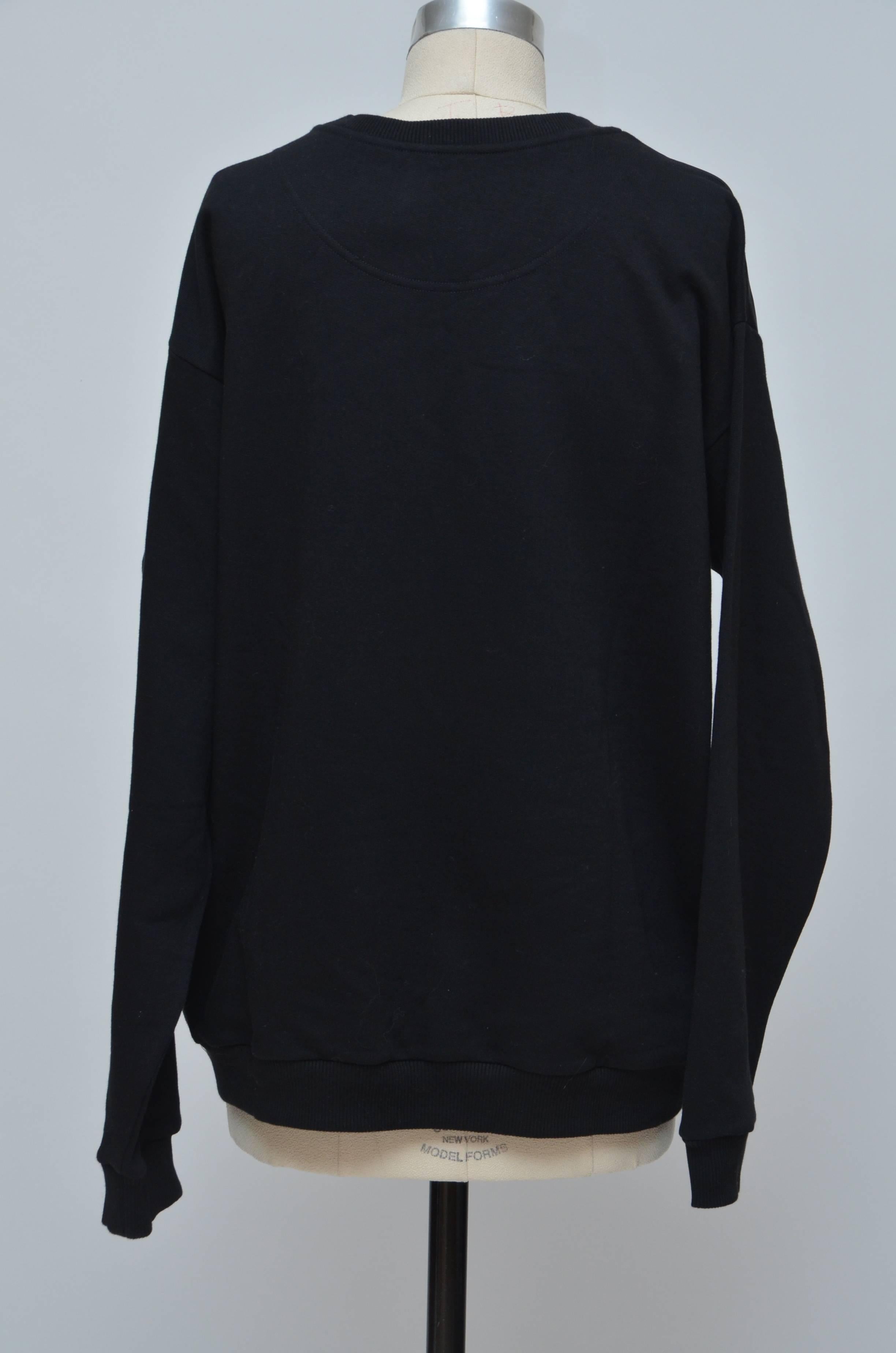 Christopher Kane sweatshirt.
New with tags.
Size L

FINAL SALE.