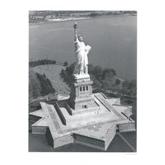 Vintage Statue of Liberty - Christopher Bliss - Photography