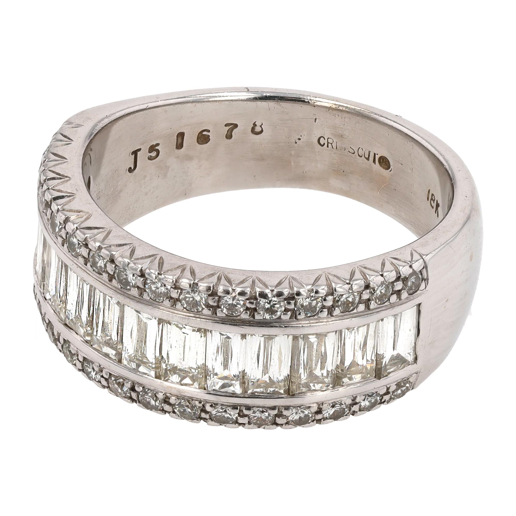 Jonc d'anniversaire à diamant crisscut de Christopher Designs Excellent état - En vente à Santa Barbara, CA