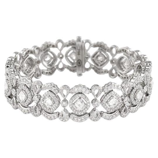 Christopher Designs Crisscut Diamond Lace Beyaz Bracelet 18K White Gold For Sale