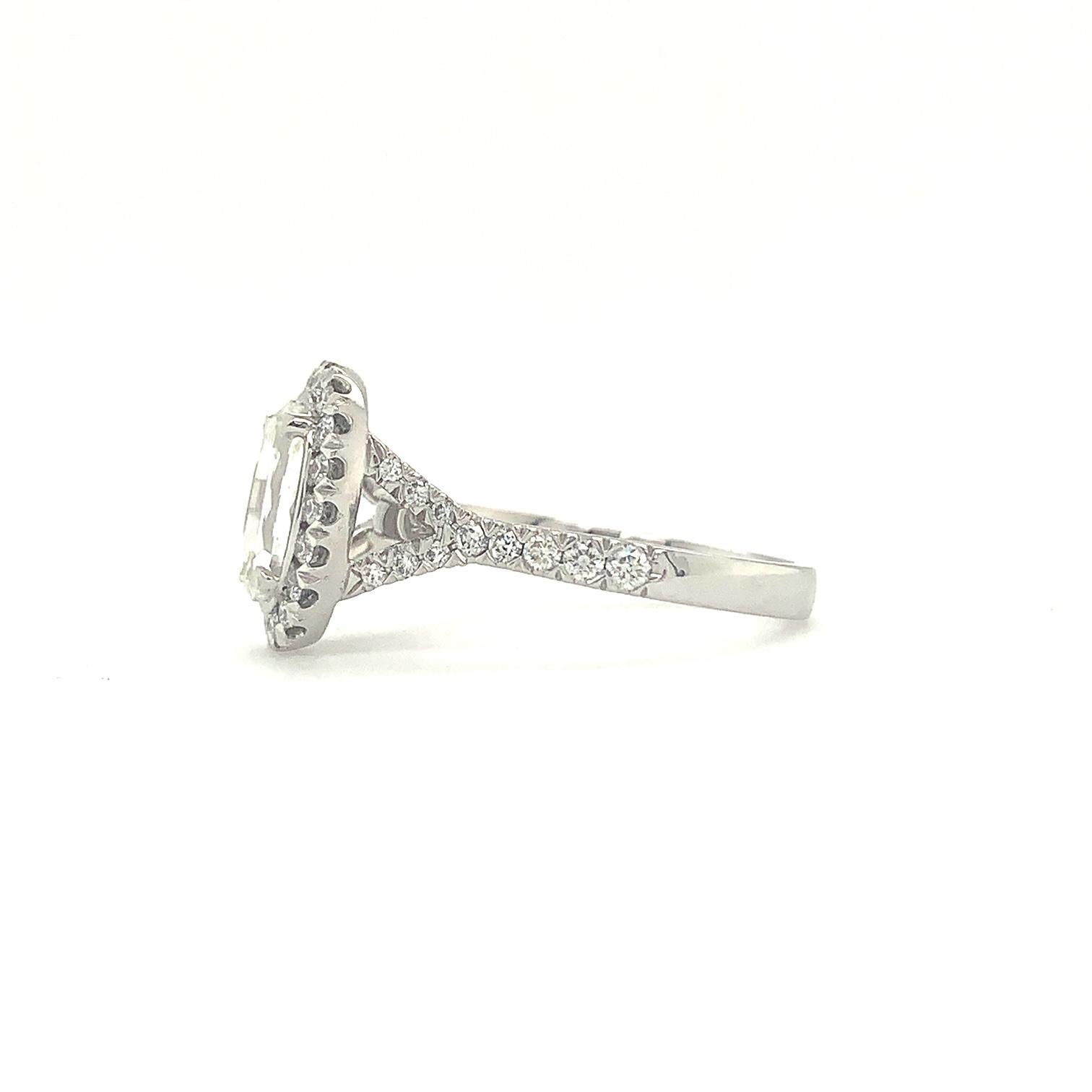 Christopher Designs  L'Amour Crisscut® Oval Diamond Ring  1.52 cts t.w. ﻿ 18K White Gold L'Amour Crisscut

Oval L'Amour Crisscut® Diamond Ring equals 1.07ct

Color: G Clarity: VS 1 

GIA Certified #5283848647

﻿Serial # M47655     

40 Round Diamond