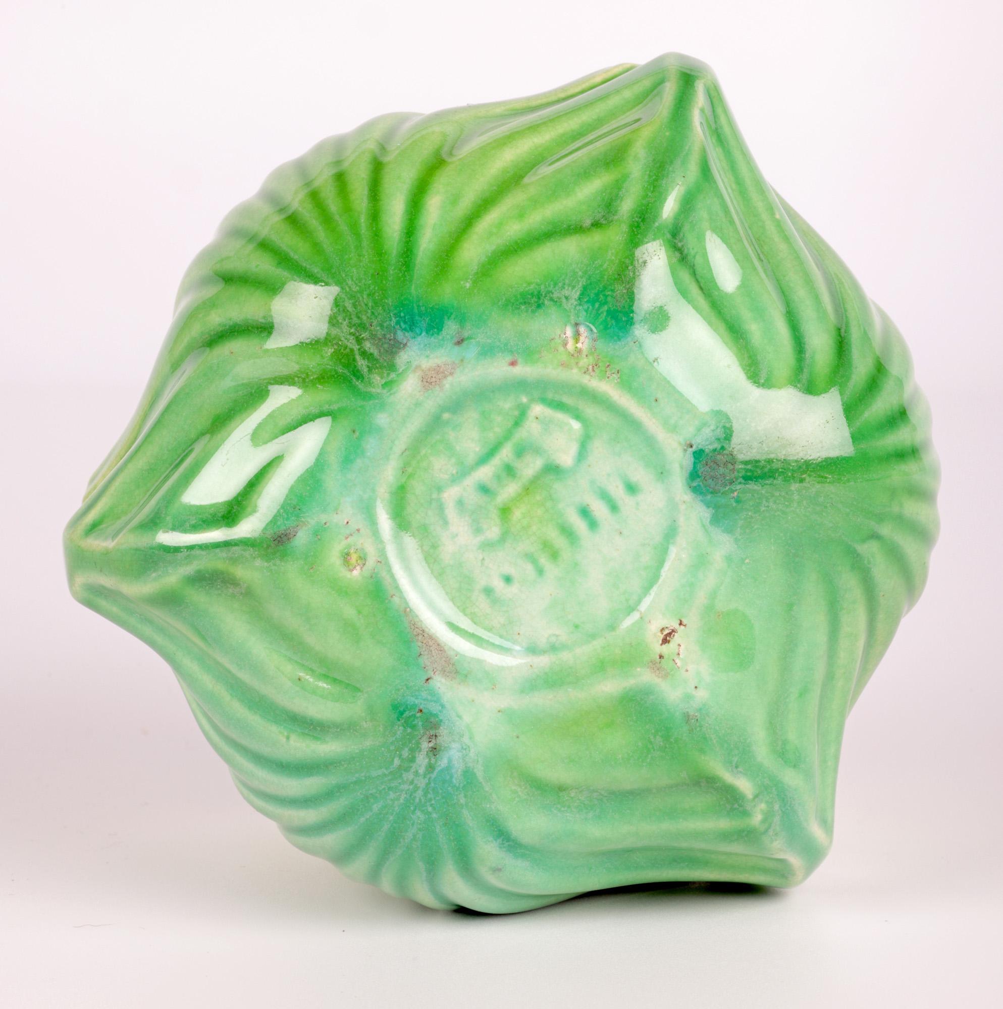 Vase vert Christopher Dresser for Ault Arts & Crafts en vente 5