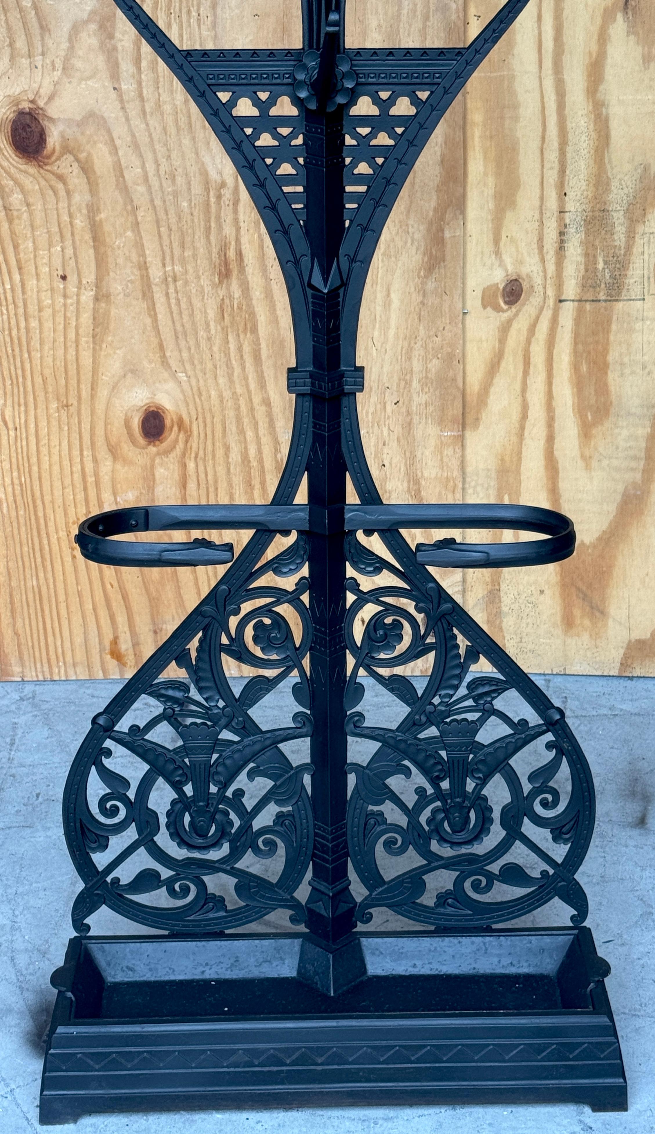 Christopher Dresser für Coalbrookdale, Cast Iron Aesthetic Movement Hall Stand im Angebot 3