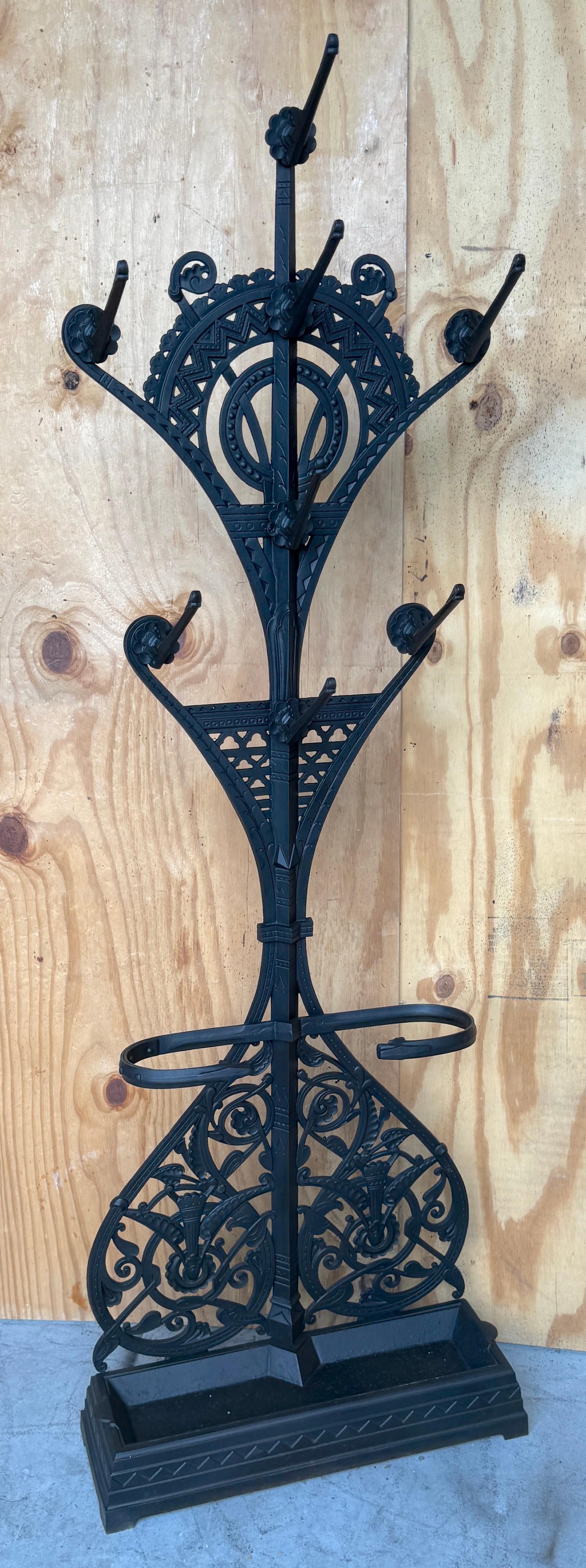 Christopher Dresser für Coalbrookdale, Cast Iron Aesthetic Movement Hall Stand im Angebot 4