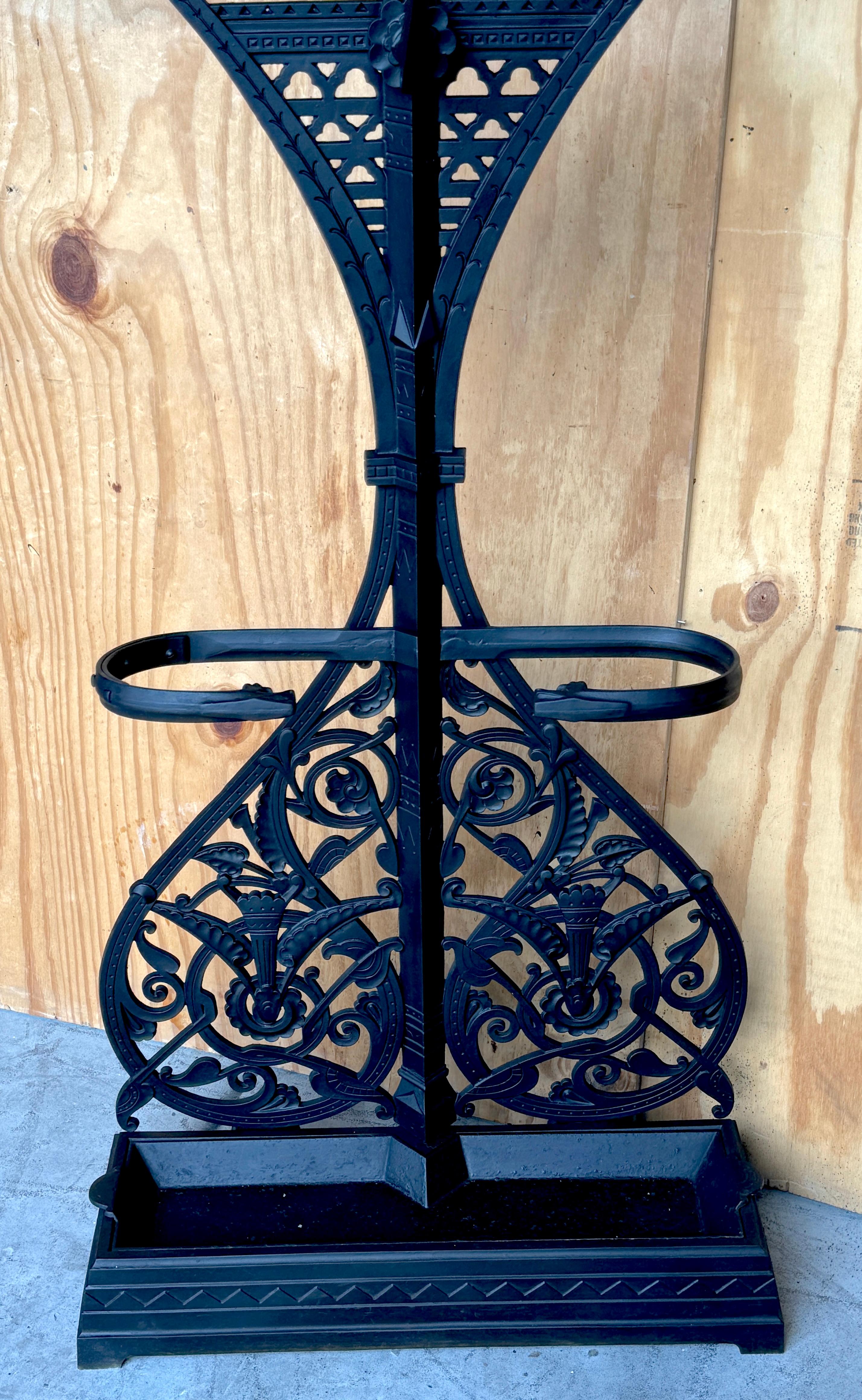 Christopher Dresser für Coalbrookdale, Cast Iron Aesthetic Movement Hall Stand im Angebot 5