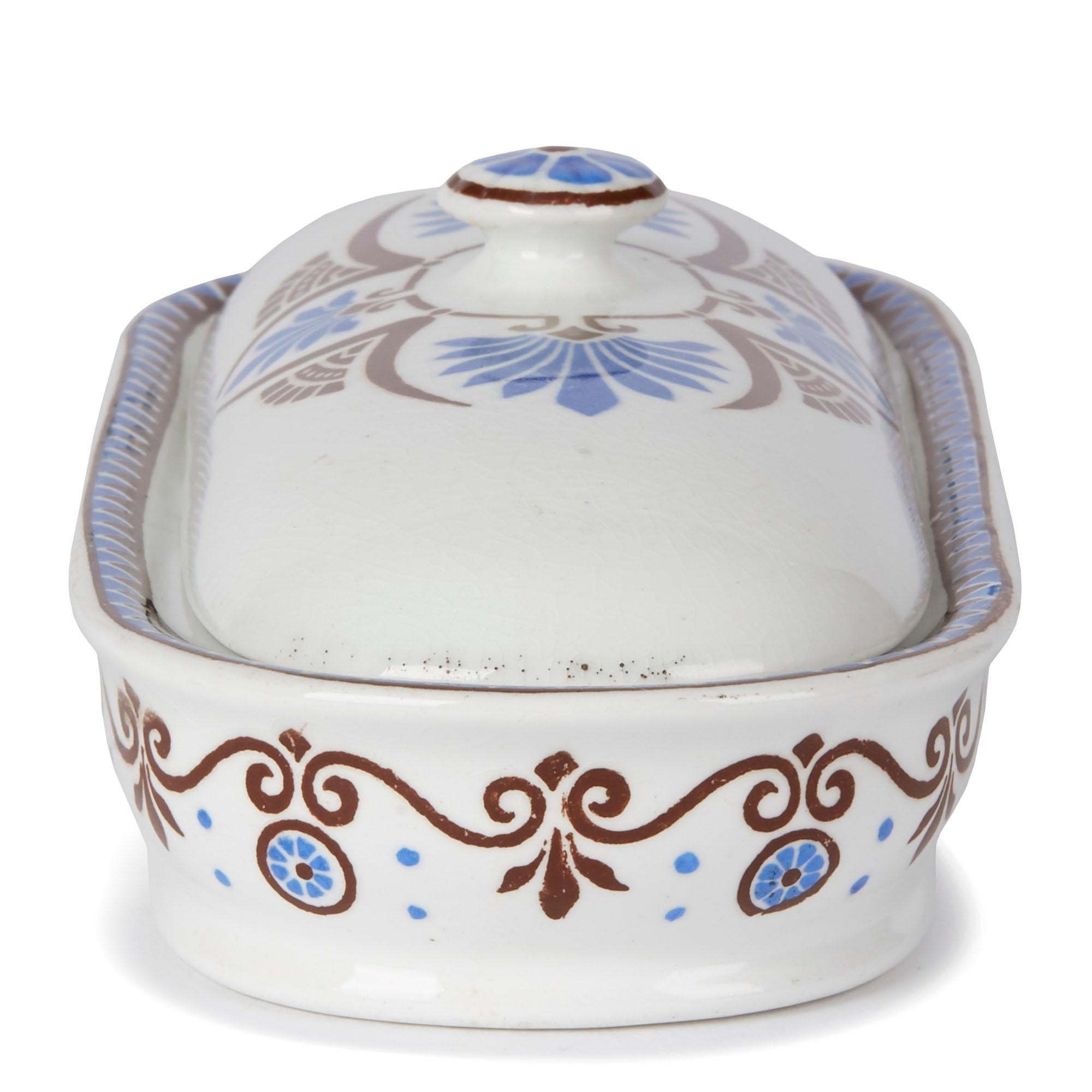 Christopher Dresser for Minton Pottery Lidded Bathroom Box, 1881 2