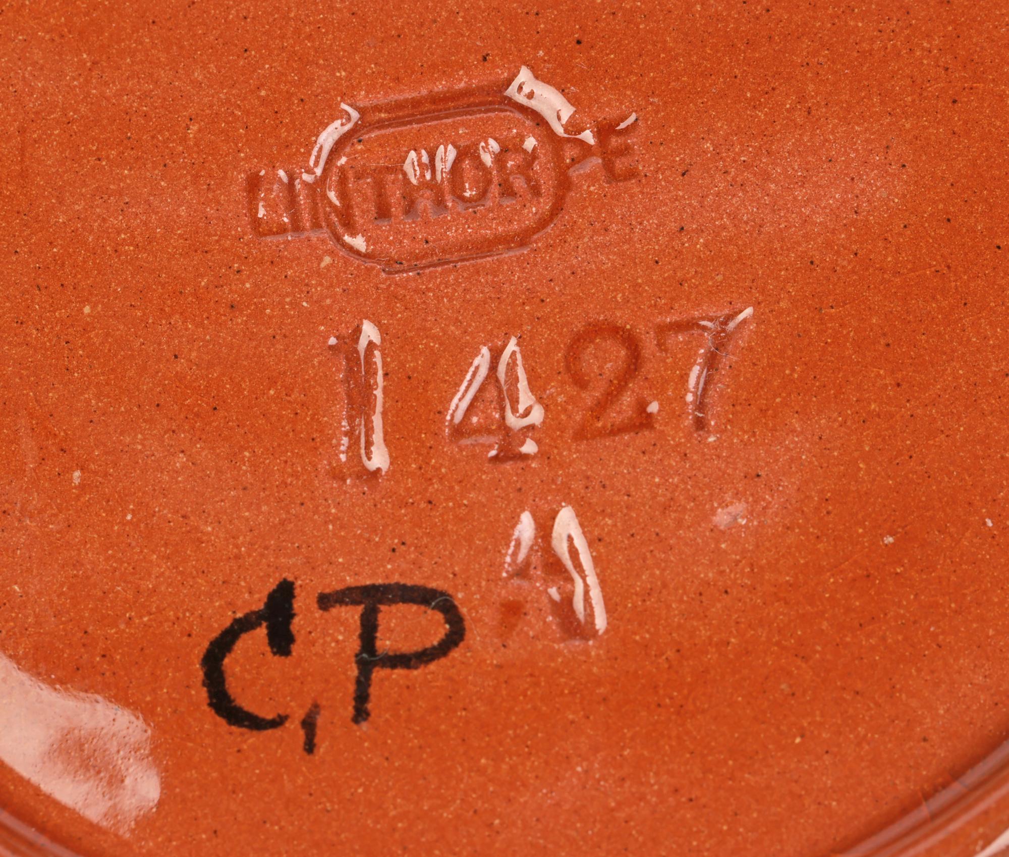 Christopher Dresser Linthorpe Art Pottery Cremefarbener Krug & Untertasse, um 1880 im Angebot 8