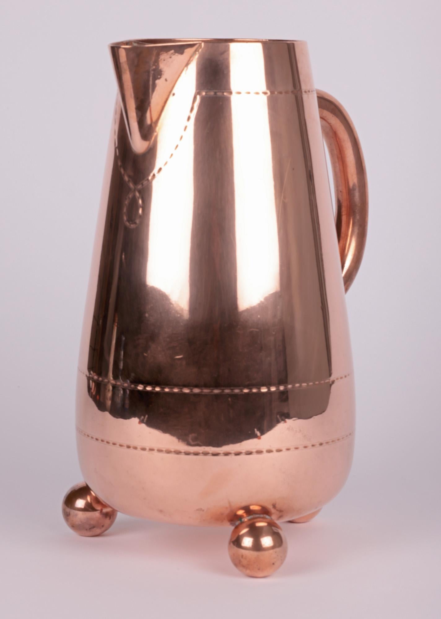 Fin du XIXe siècle Grande cruche en cuivre Richard Hodd & Sons de Christopher Dresser en vente