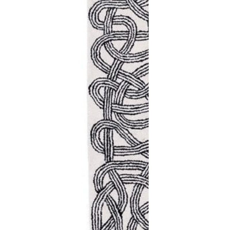 Hand-knotted, millspun wool
L275 x W75 cm
