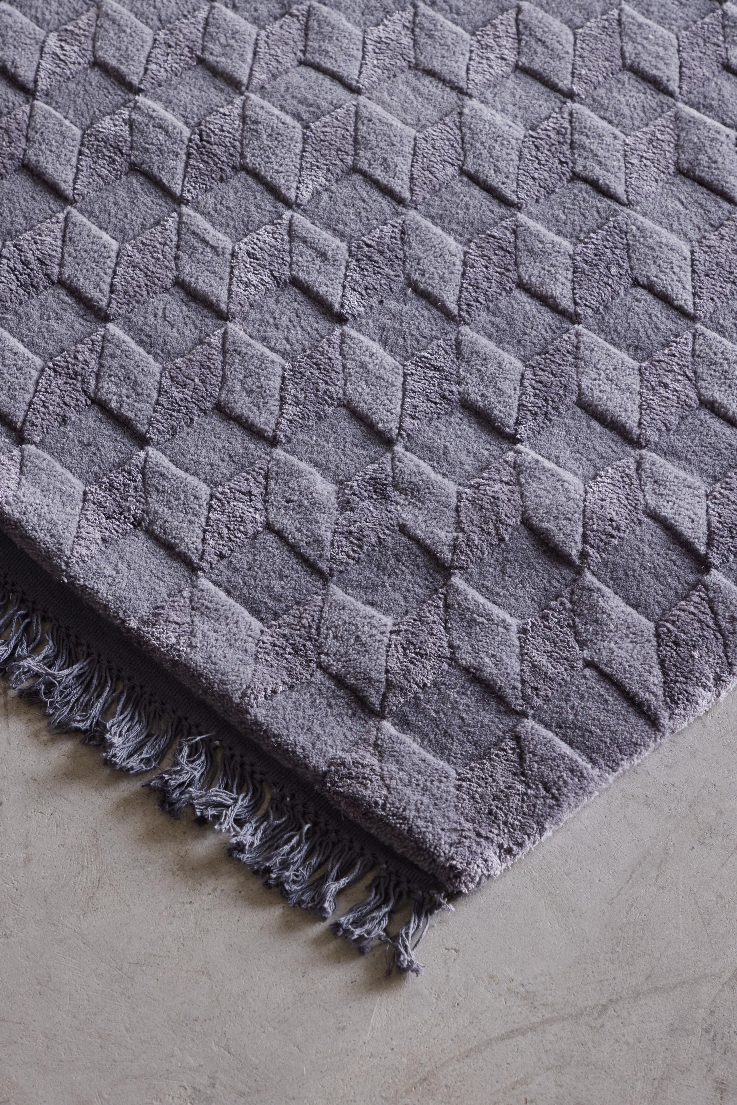 Hand-Crafted Christopher Farr - Hand Tufted Handspun Wool and Silk with Fringes- 6'2