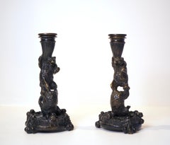 Flambeaux ours et fuits - Deux bougeoirs en bronze de Fratin, fonte Daubrée, 19e