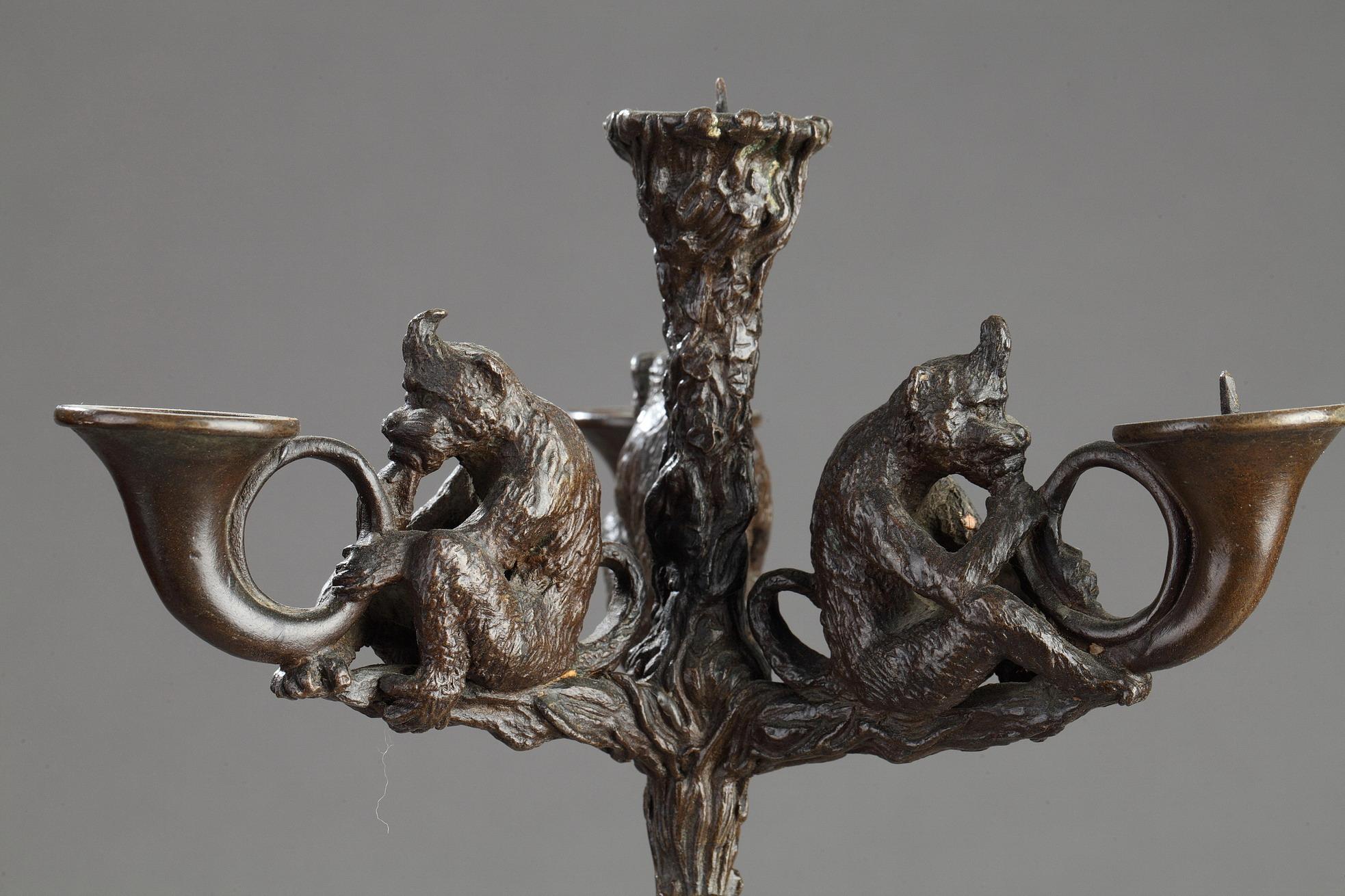 Pair of monkey candelabras
by Christophe FRATIN (1801-1864)

Bronze with nuanced dark brown patina
signed 