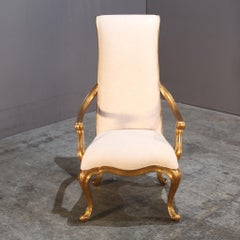 Chaise Bela ornée de Christopher Guy