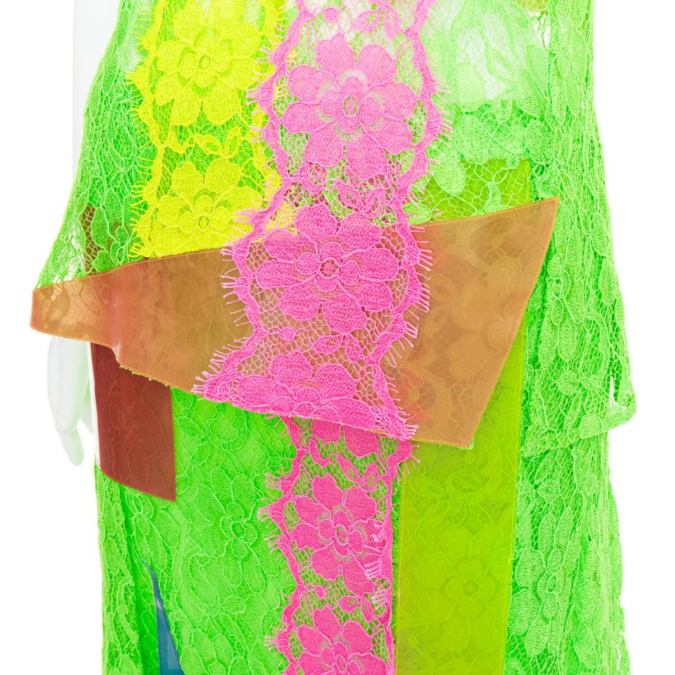 CHRISTOPHER KANE 2016 Runway neon green pink PVC lace skirt set UK8 S
Reference: MECG/A00075
Brand: Christopher Kane
Collection: SS 2016 - Runway
Material: Viscose, Blend
Color: Neon Green, Pink
Pattern: Lace
Closure: Zip
Extra Details: Back